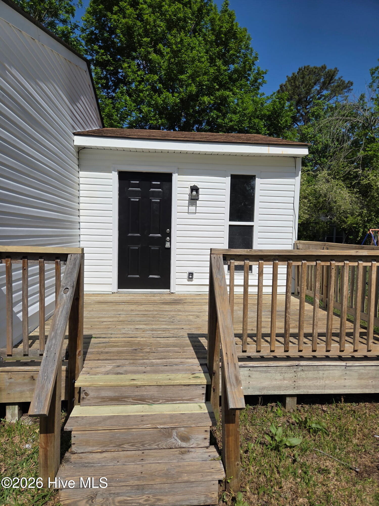 6 Lakewood Court Property Photo 20