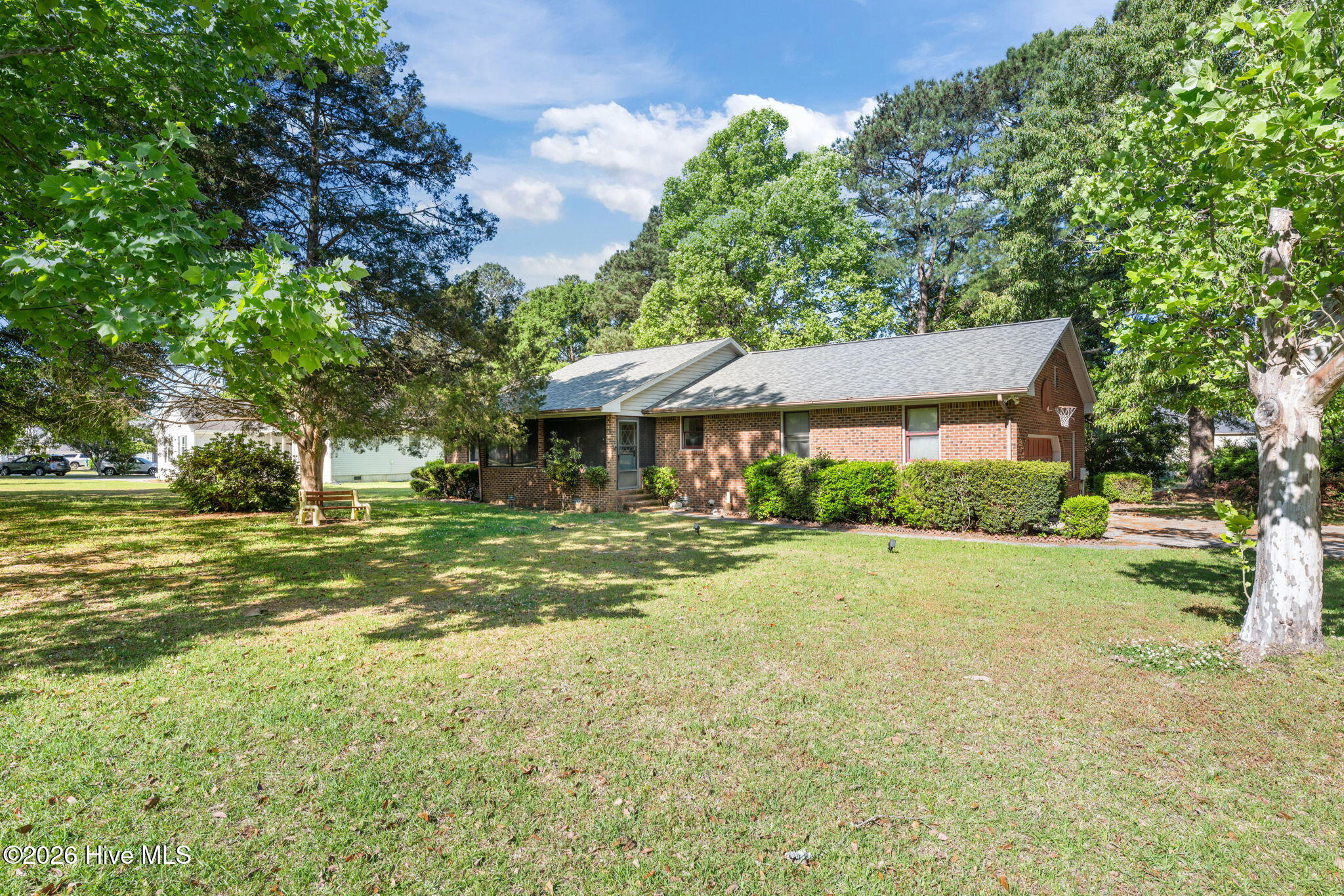 4802 Meadow Court Drive Property Photo 2