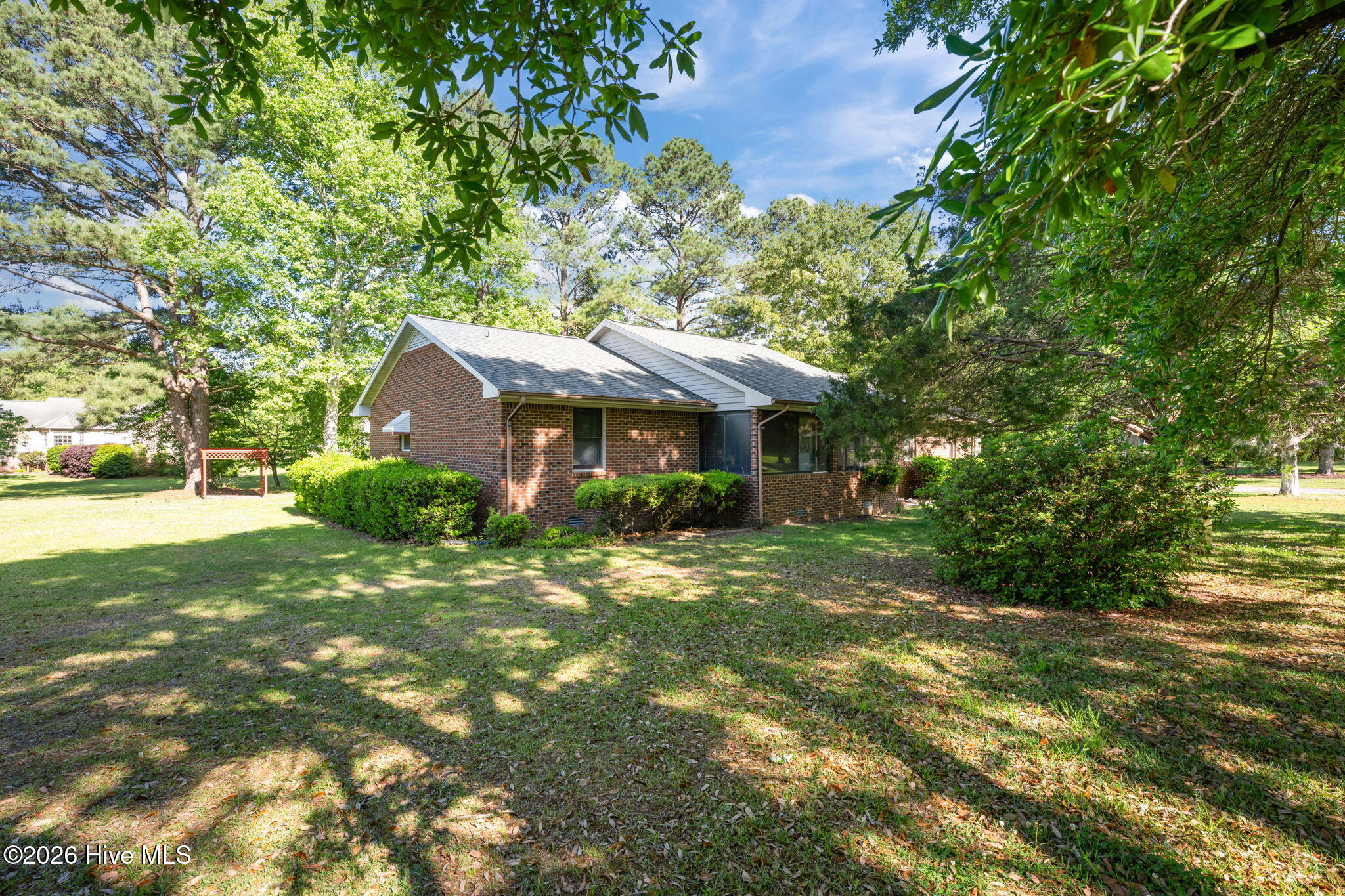 4802 Meadow Court Drive Property Photo 4