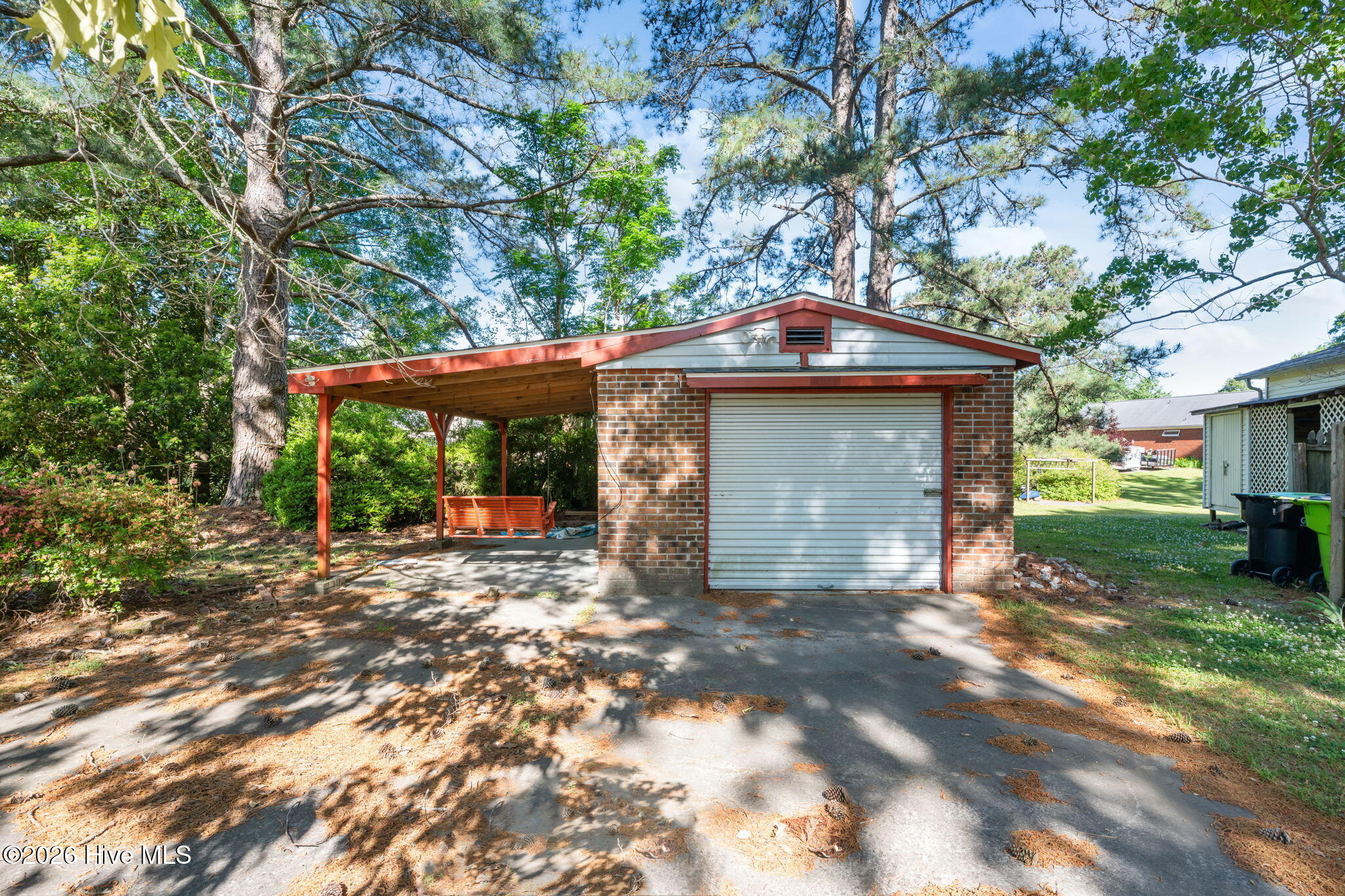 4802 Meadow Court Drive Property Photo 6