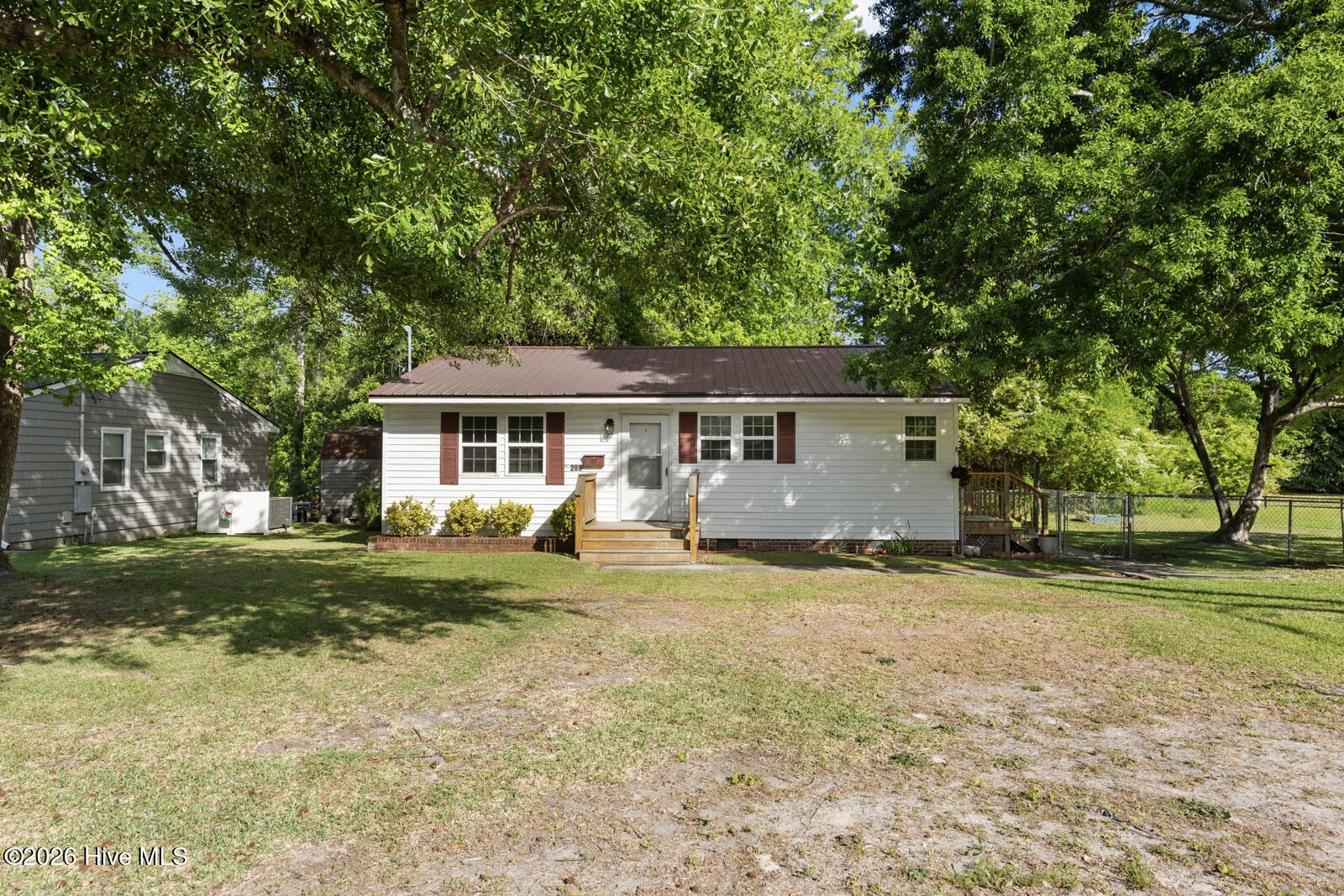 209 Dewitt Street Property Photo 1