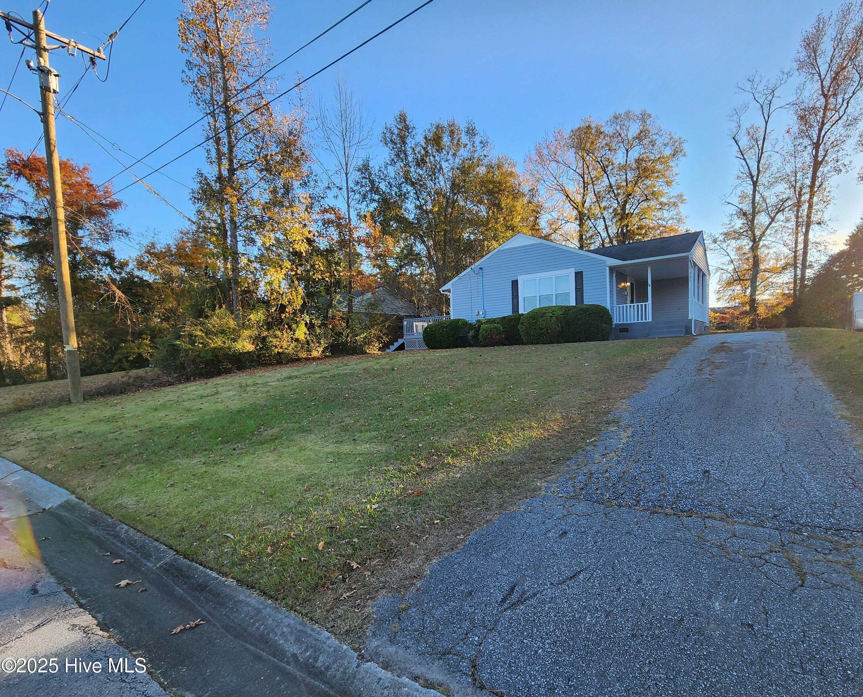 395 Maple Street Property Photo 1