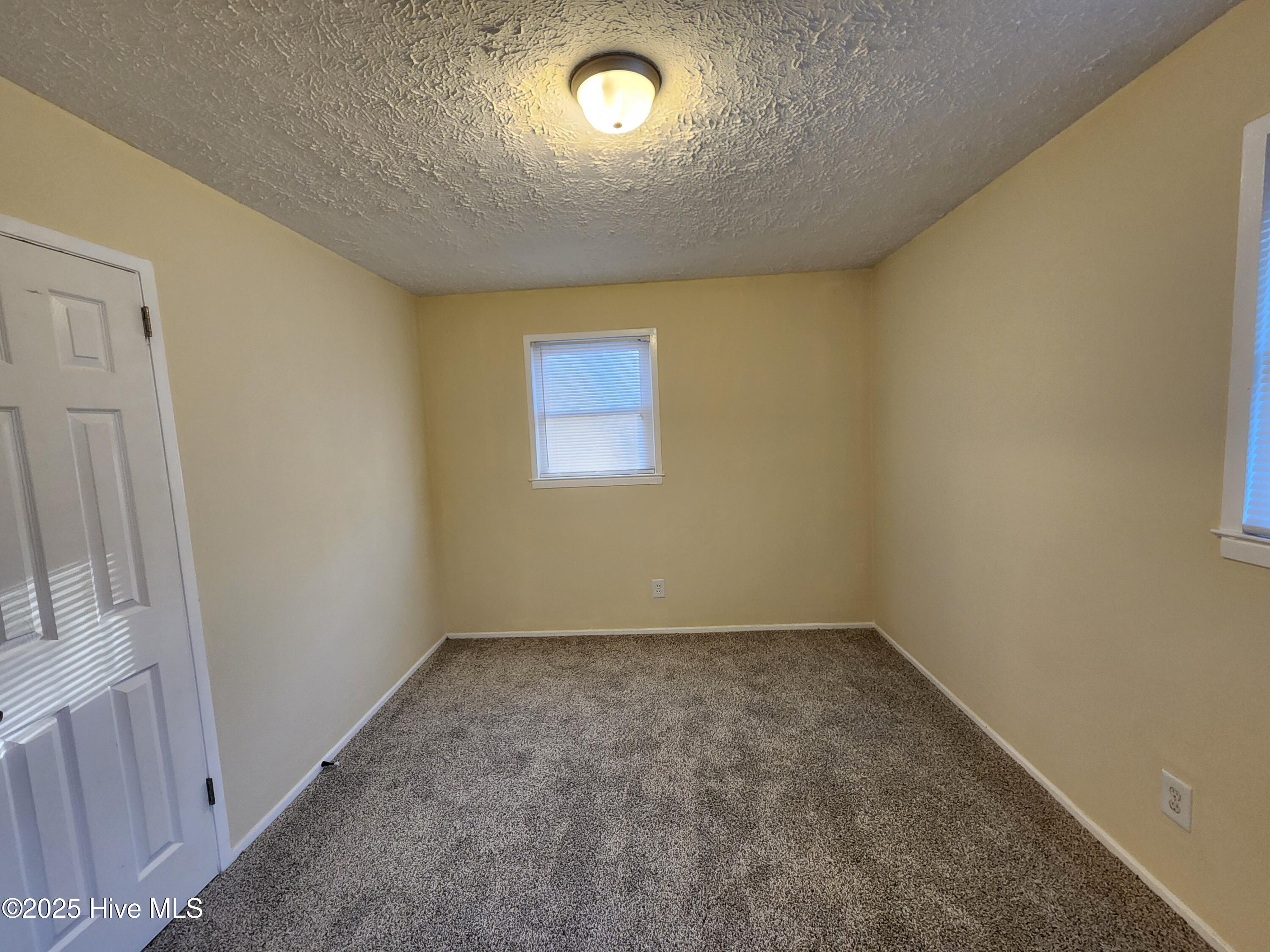 395 Maple Street Property Photo 12