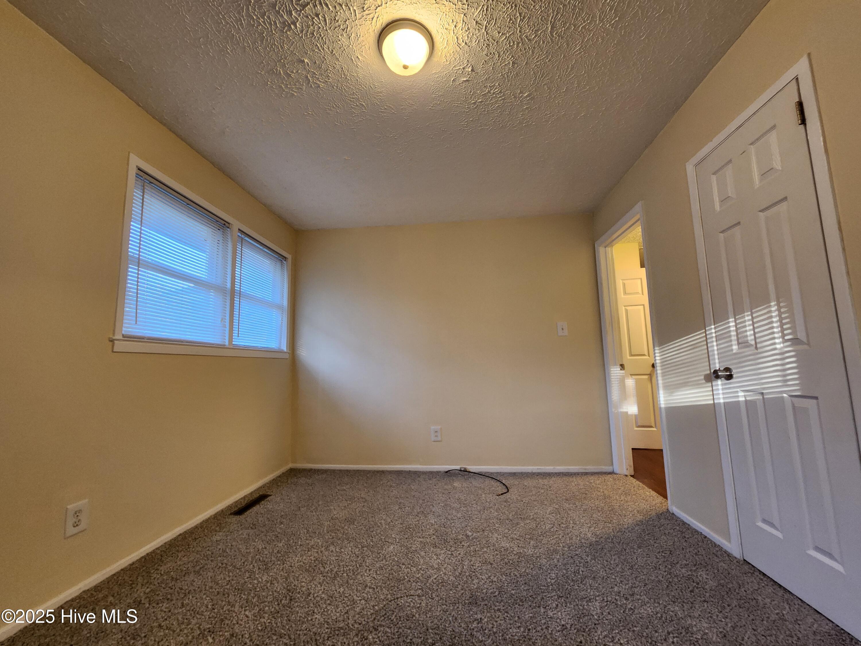 395 Maple Street Property Photo 13