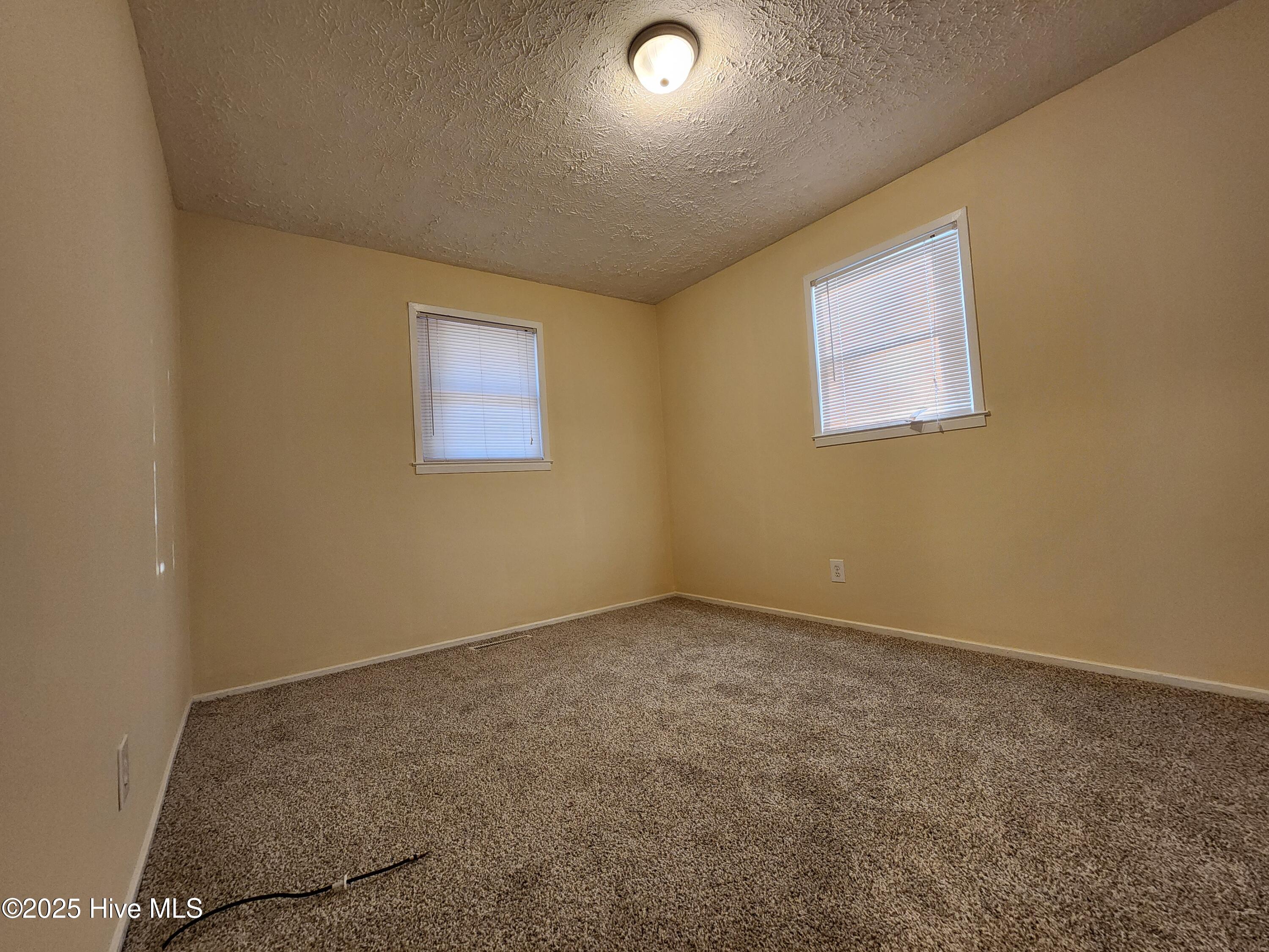 395 Maple Street Property Photo 14