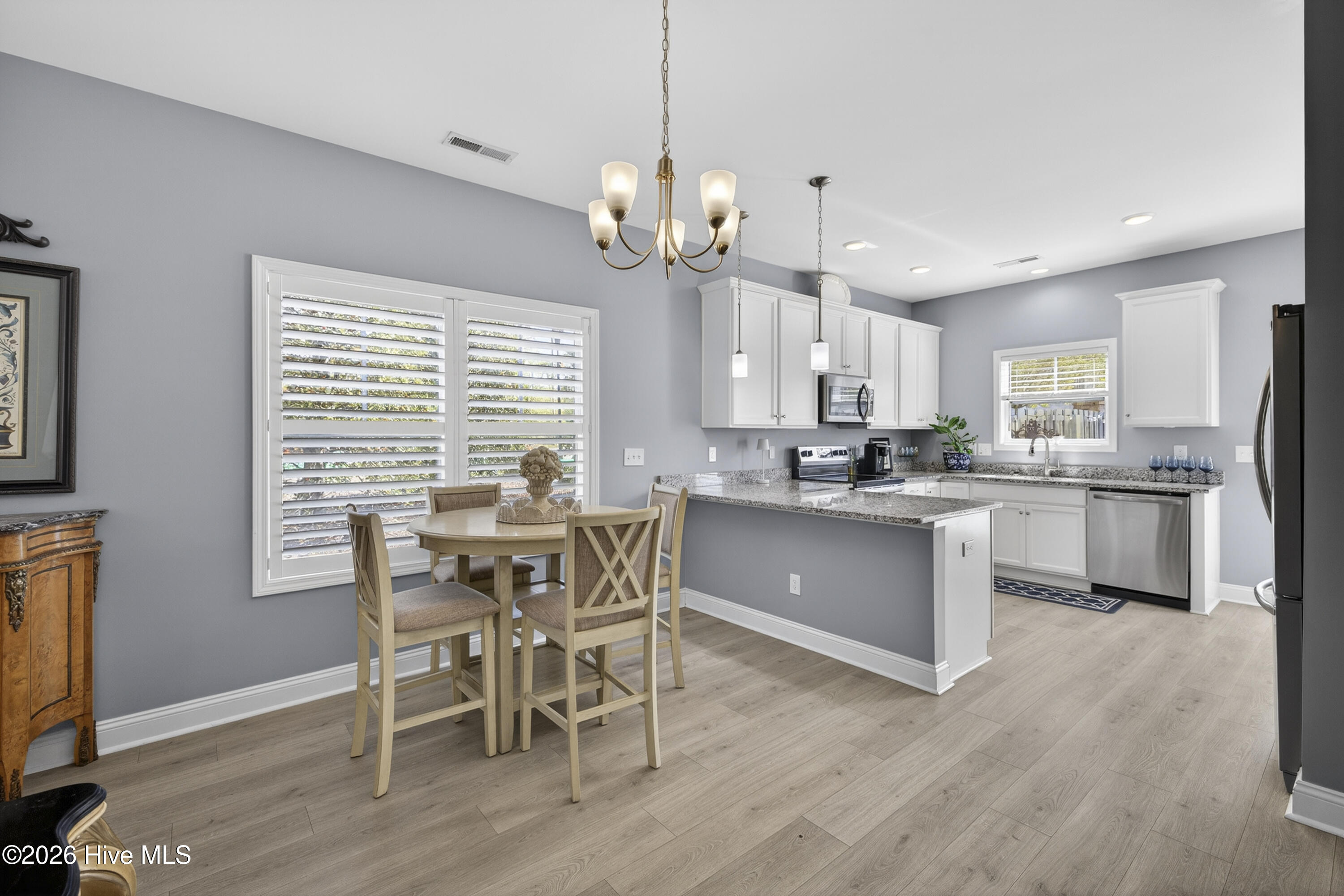 1654 Bratton Court Property Photo 8