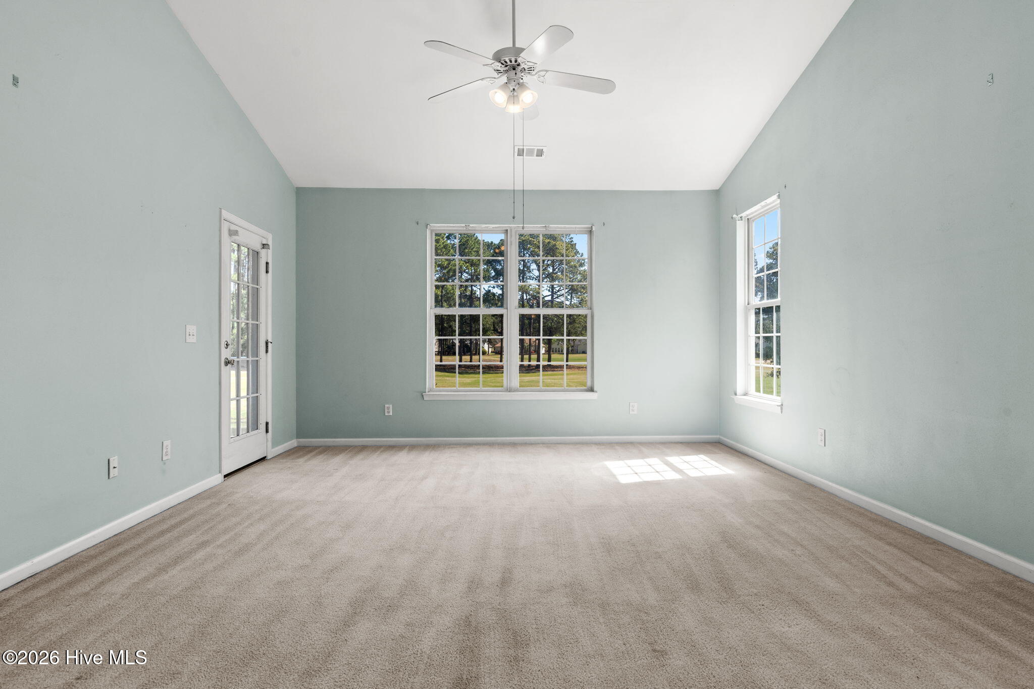 908 Great Egret Circle Sw # 4 Property Photo 5
