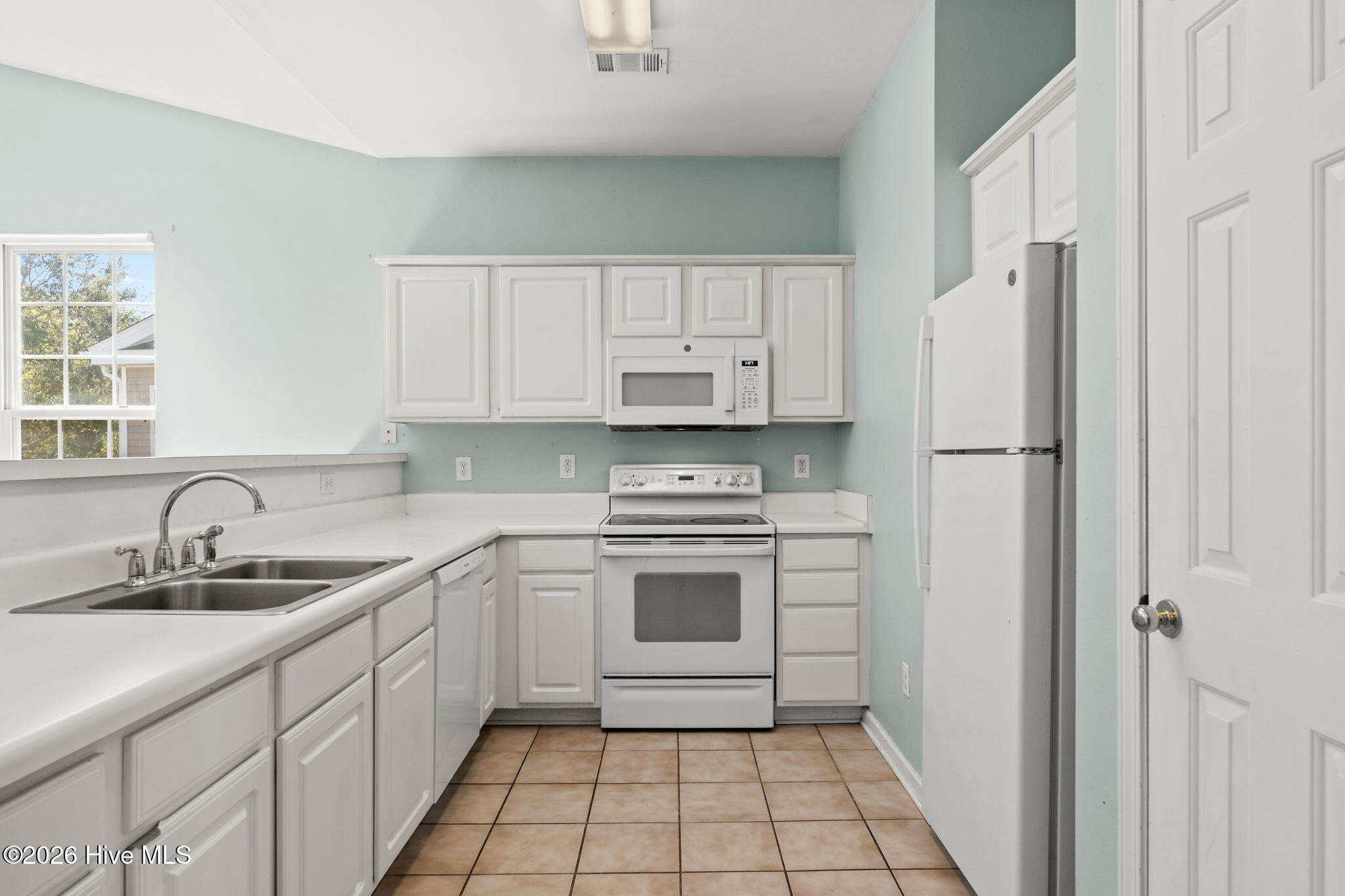 908 Great Egret Circle Sw # 4 Property Photo 13