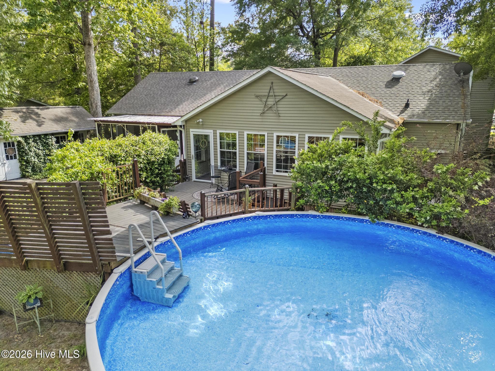 346 Knollwood Drive Property Photo 6