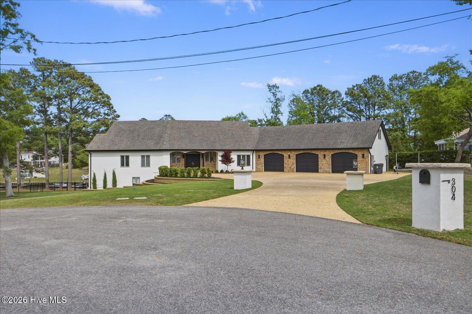304 Gull Road Property Photo 1