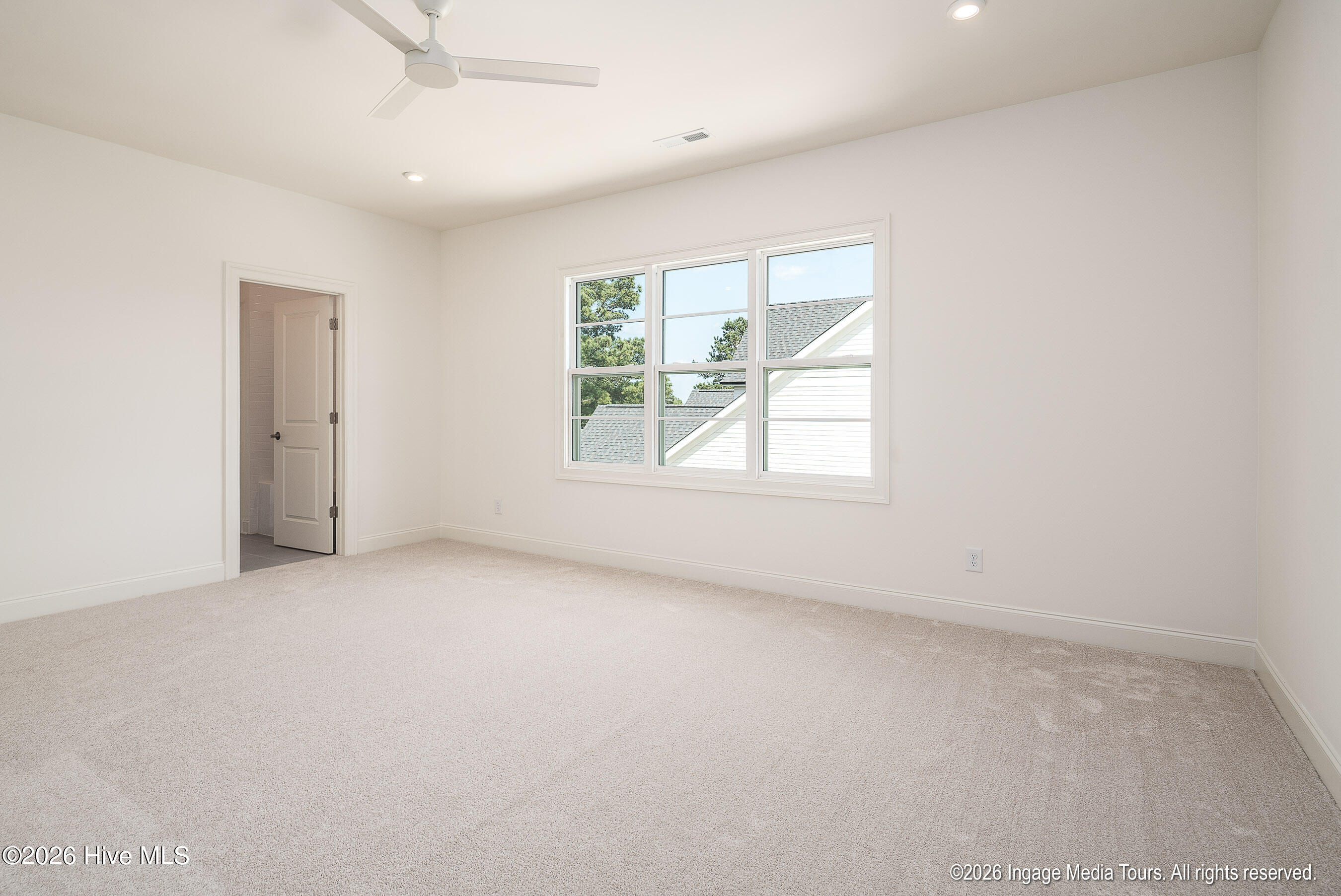 62 Pine Tree Point Property Photo 26