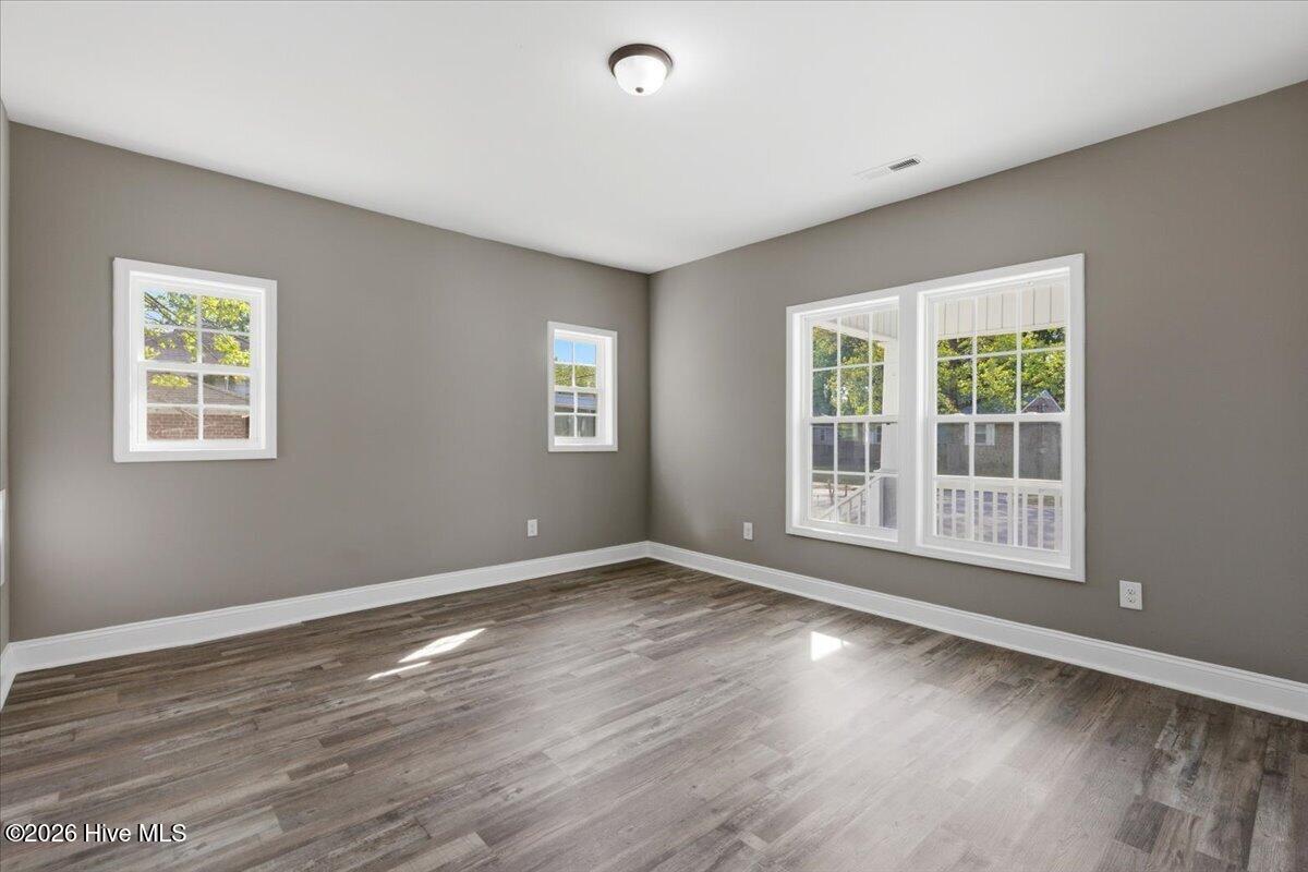 315 Myrtle Avenue Property Photo 10