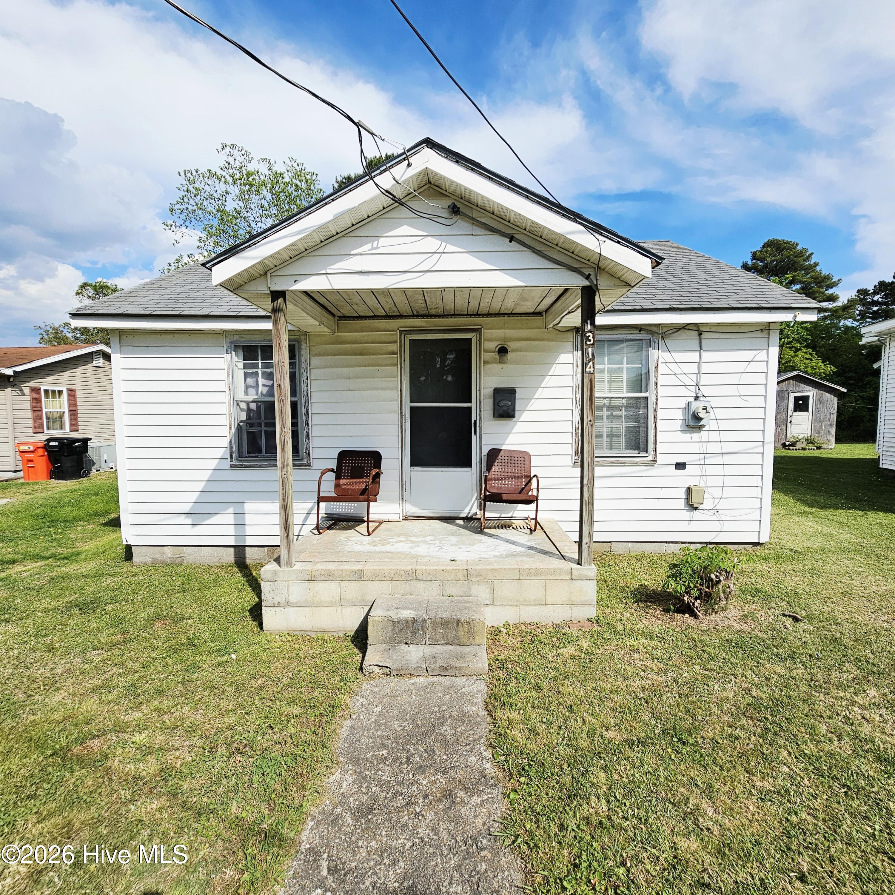 1314 Moore Street Property Photo 1