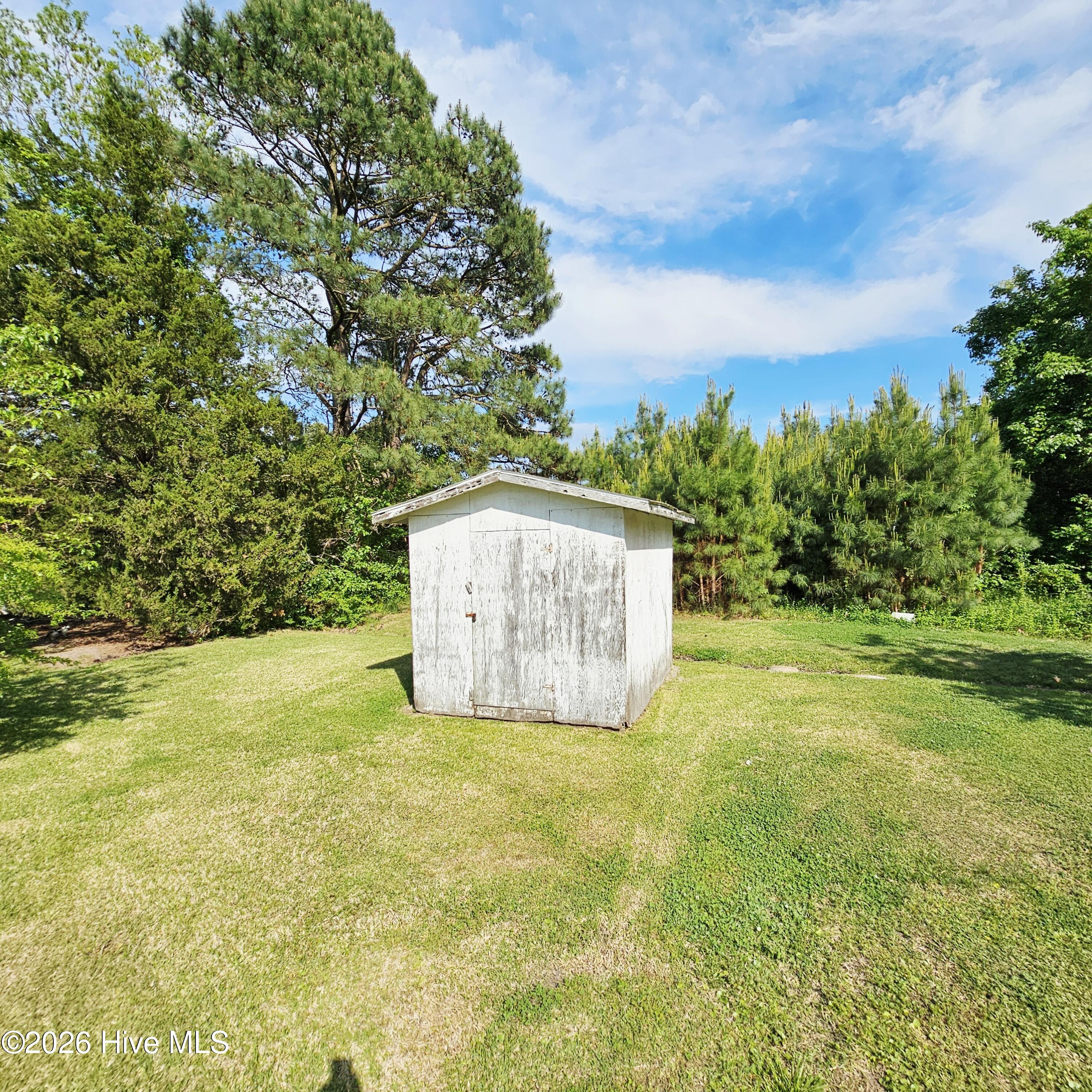 1314 Moore Street Property Photo 5