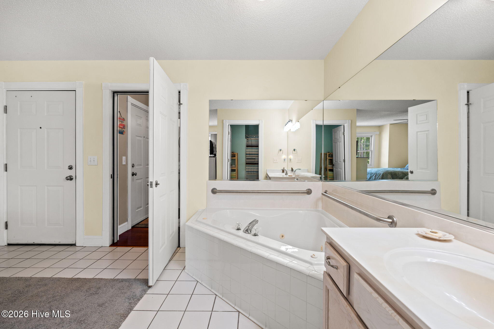 908 Resort Circle Unit 512 Property Photo 31