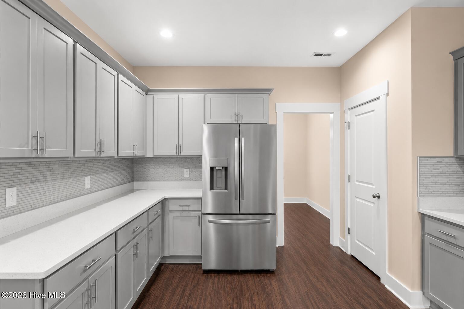 422 Darel Street Property Photo 18