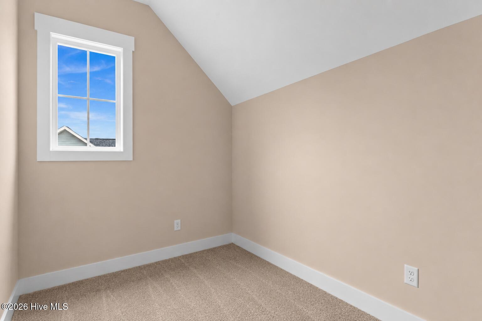 422 Darel Street Property Photo 35