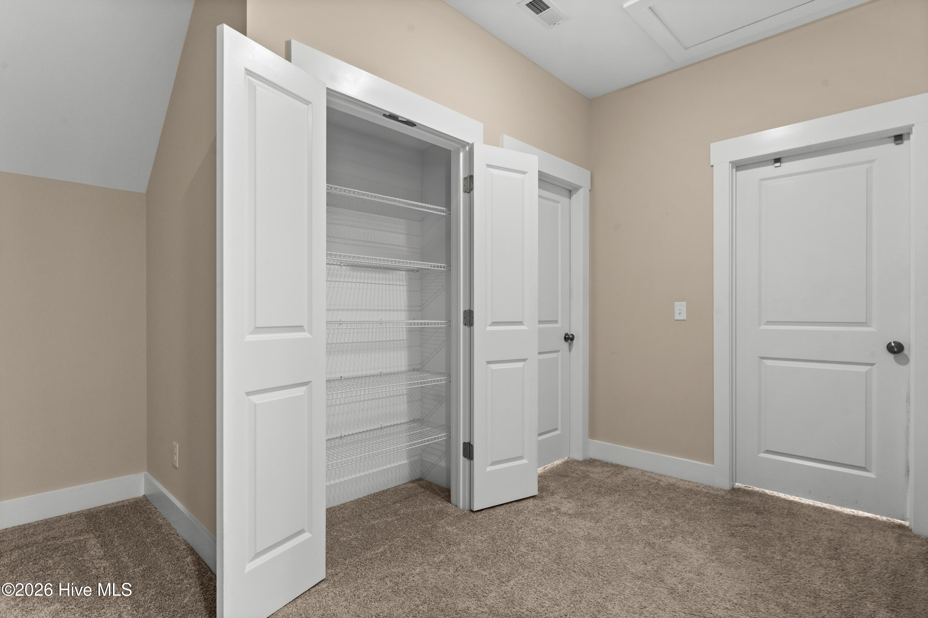 422 Darel Street Property Photo 42
