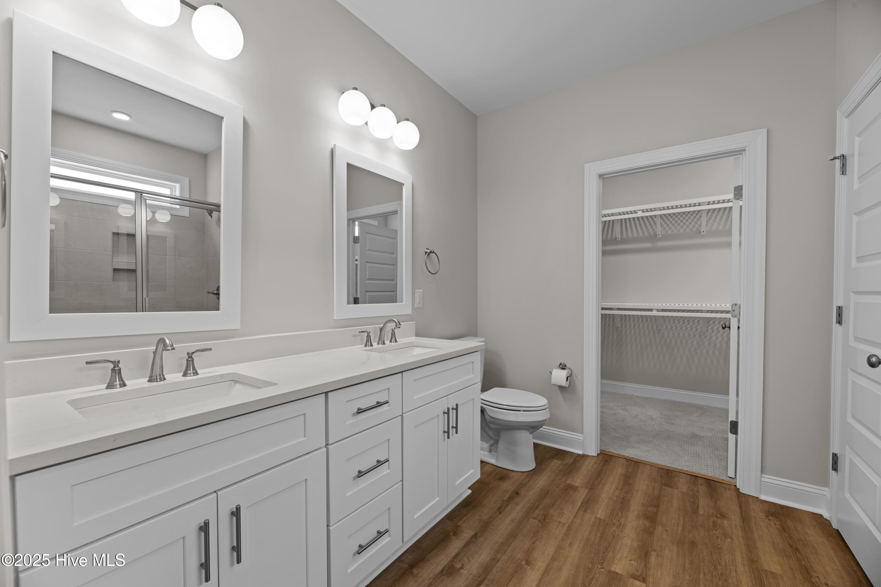 1009 Exeter Place Property Photo 14