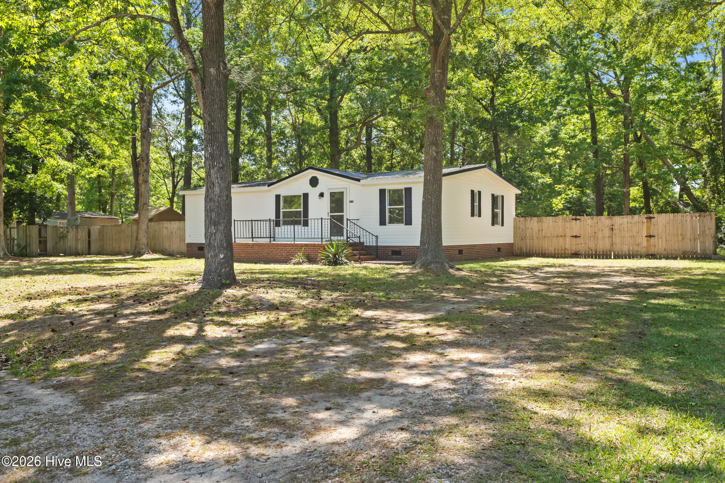 9659 Holly Hills Drive Ne Property Photo 2