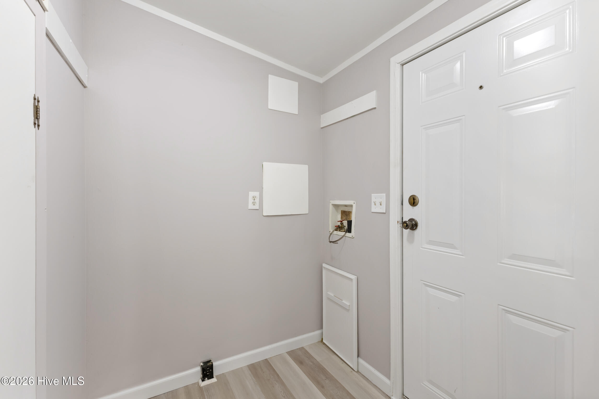 9659 Holly Hills Drive Ne Property Photo 24