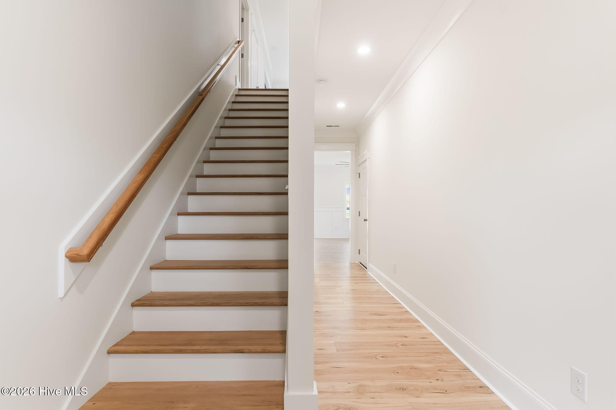 742 Cannonsgate Drive Property Photo 12