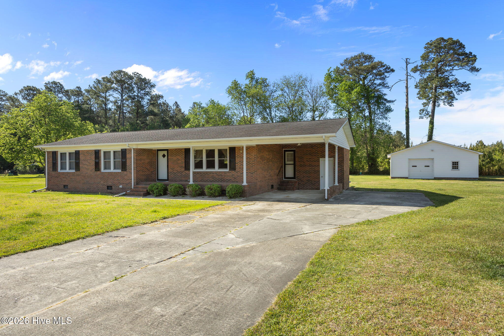 420 Aberdeen Drive Property Photo 1