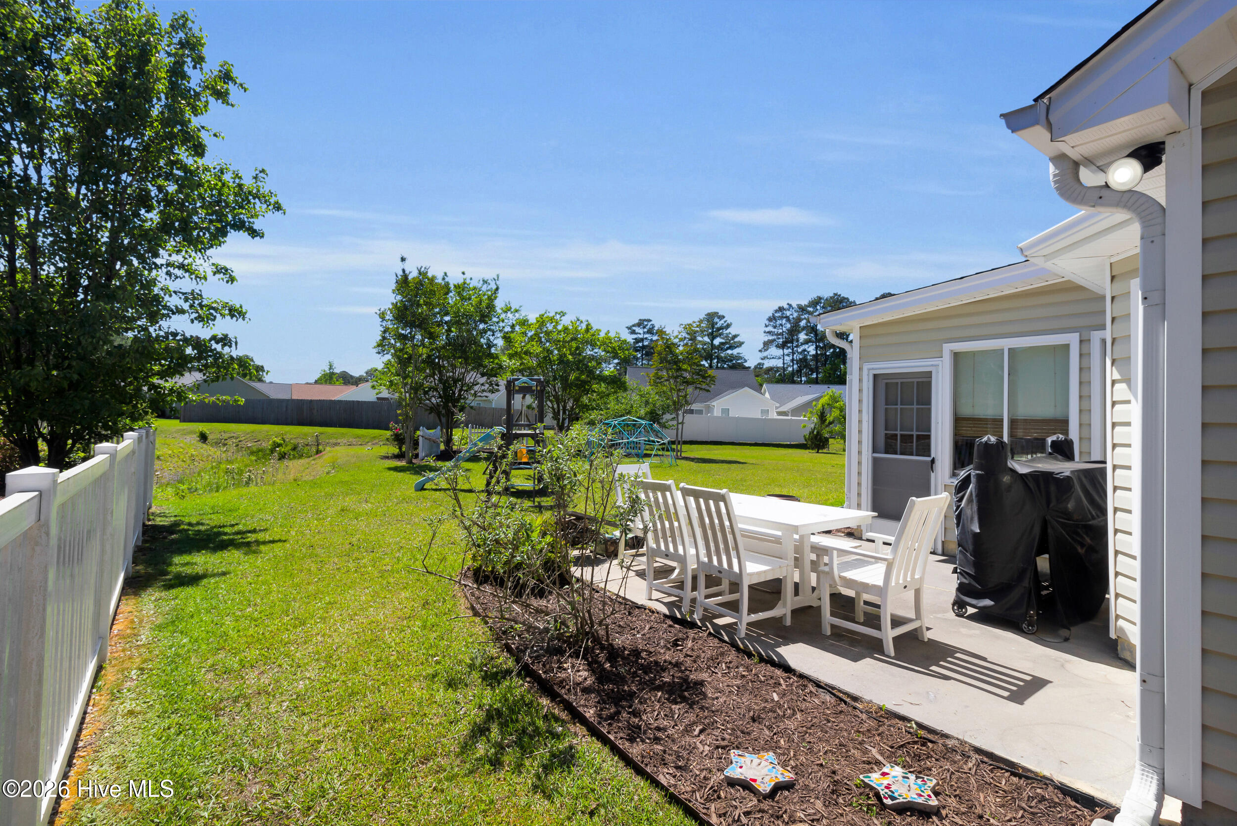 113 Bermuda View Property Photo 28