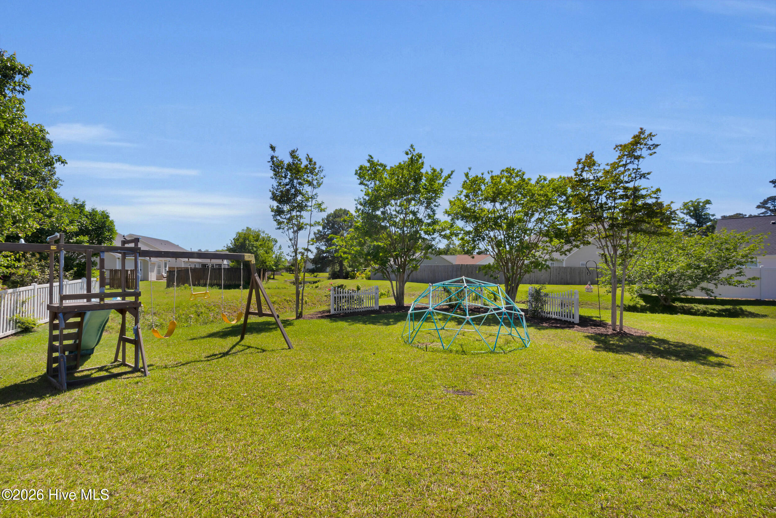 113 Bermuda View Property Photo 29