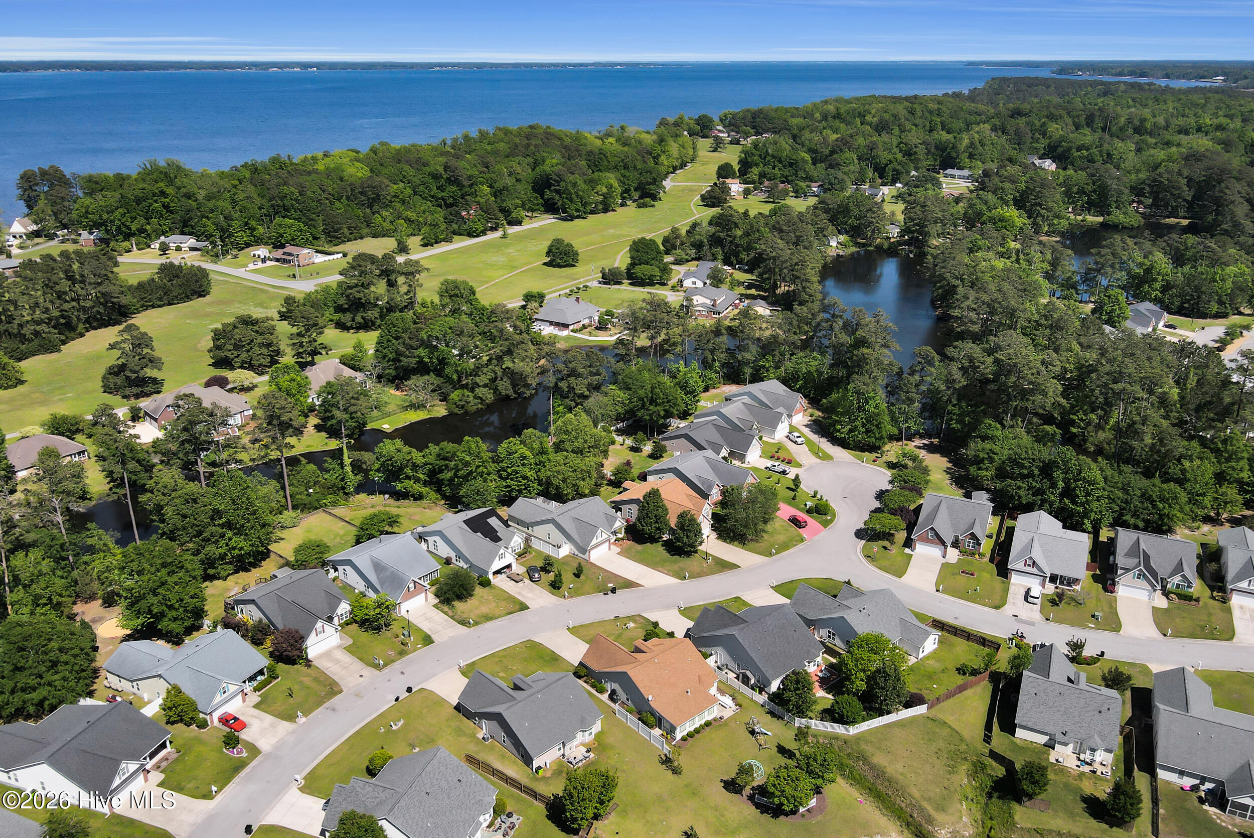 113 Bermuda View Property Photo 33