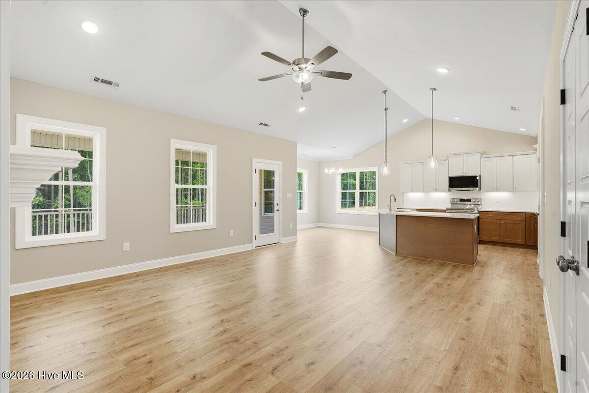 1827 S Big Woods Road Property Photo 6