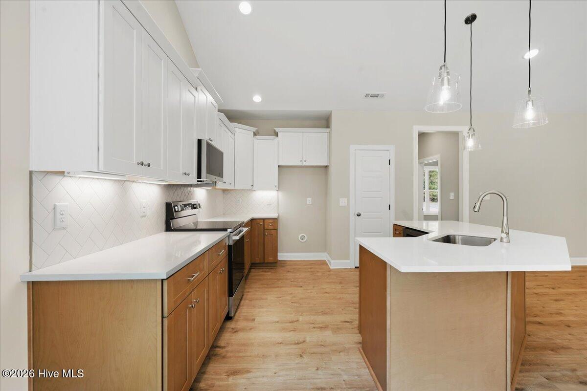 1827 S Big Woods Road Property Photo 10