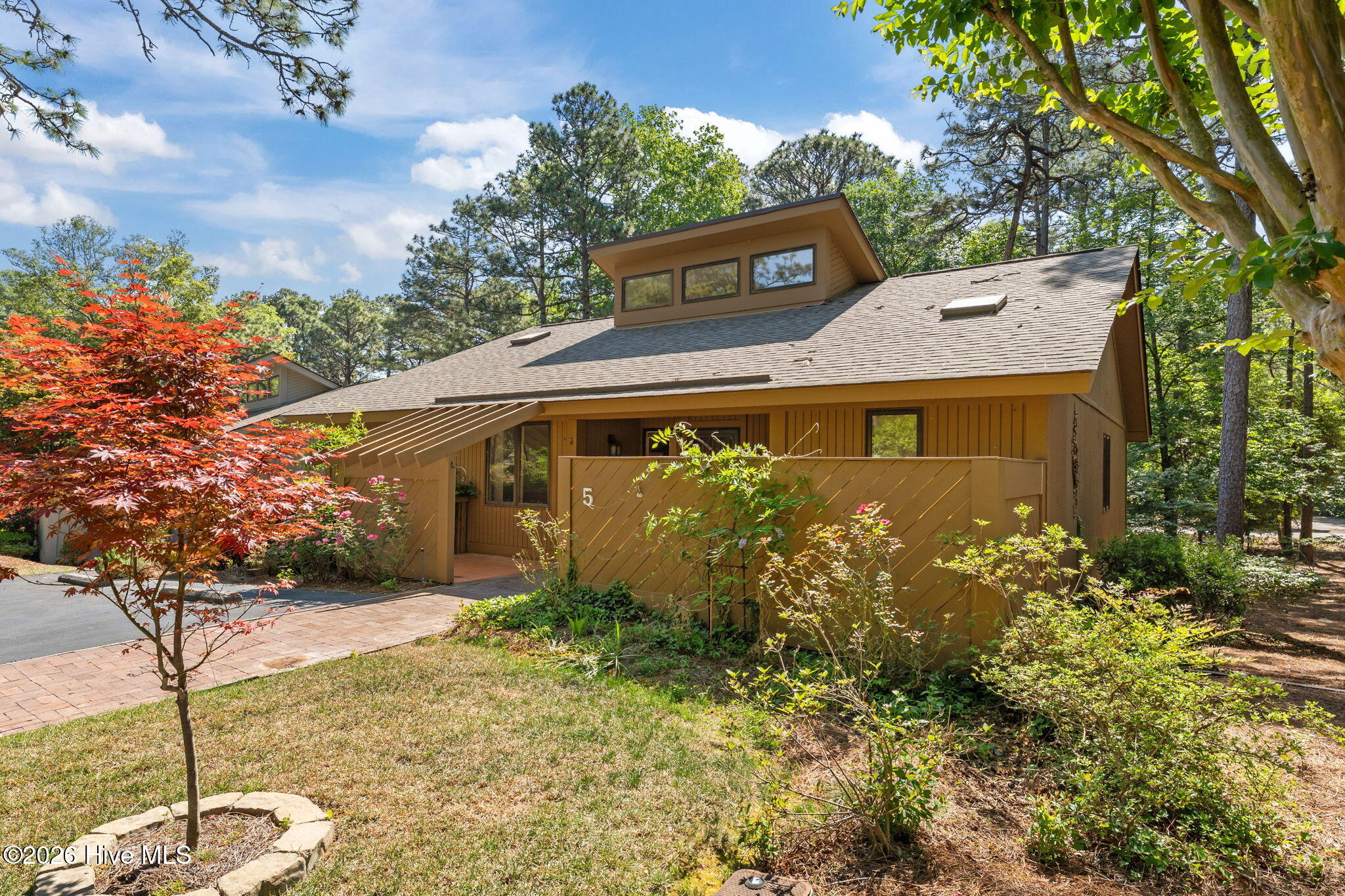 5 Village By The Lake Lane