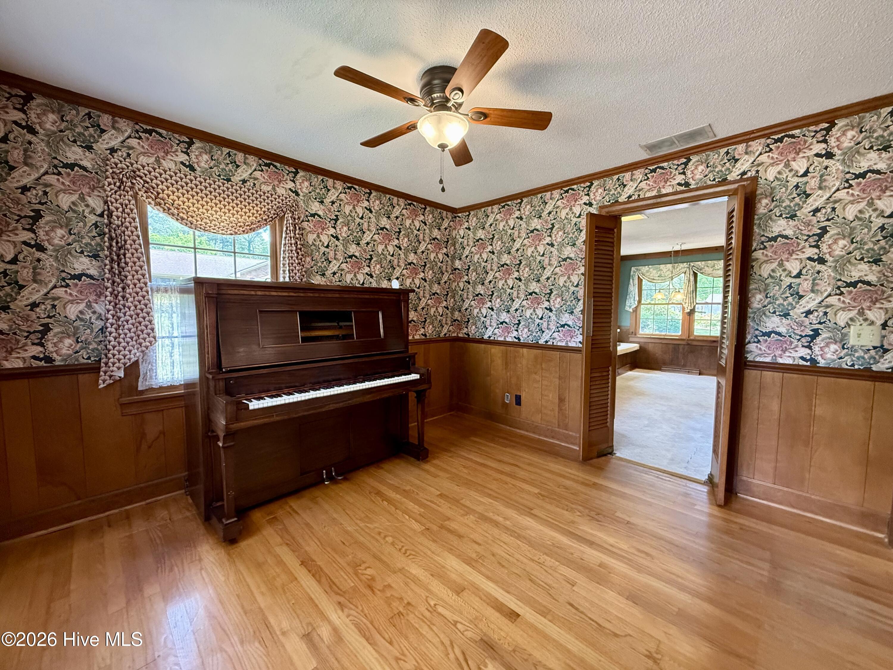 1391 Johnson Drive Property Photo 27