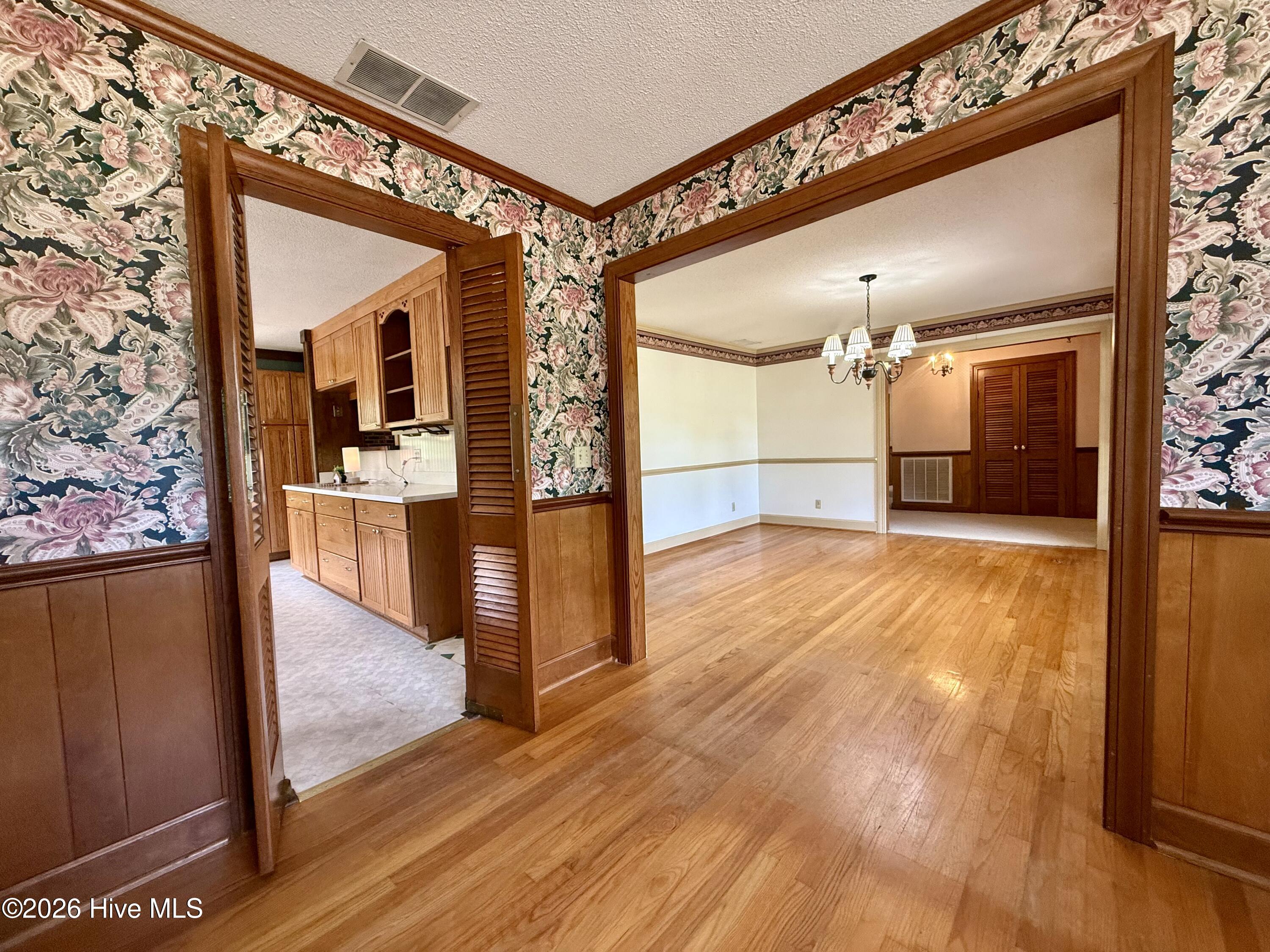 1391 Johnson Drive Property Photo 29