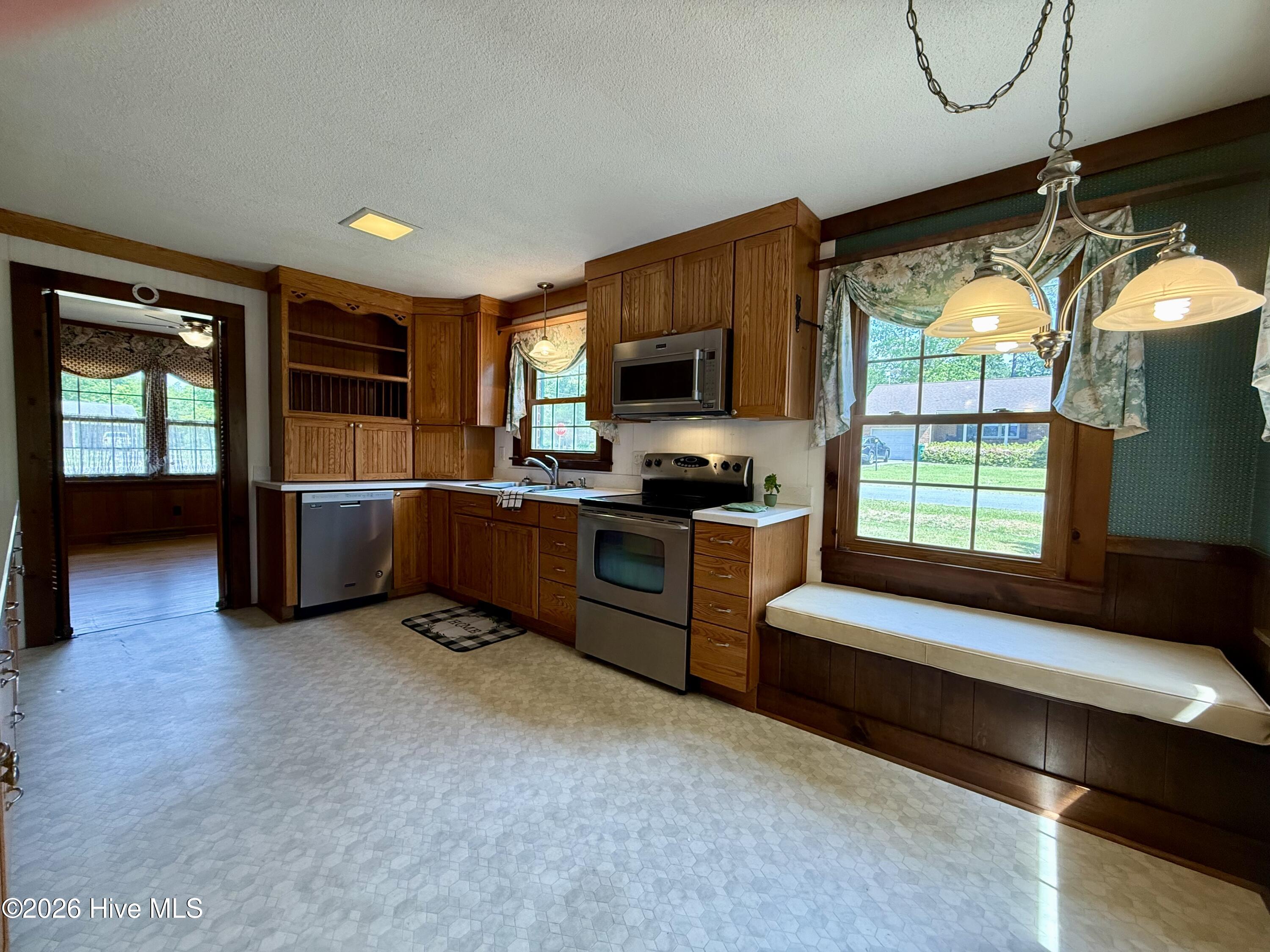 1391 Johnson Drive Property Photo 30