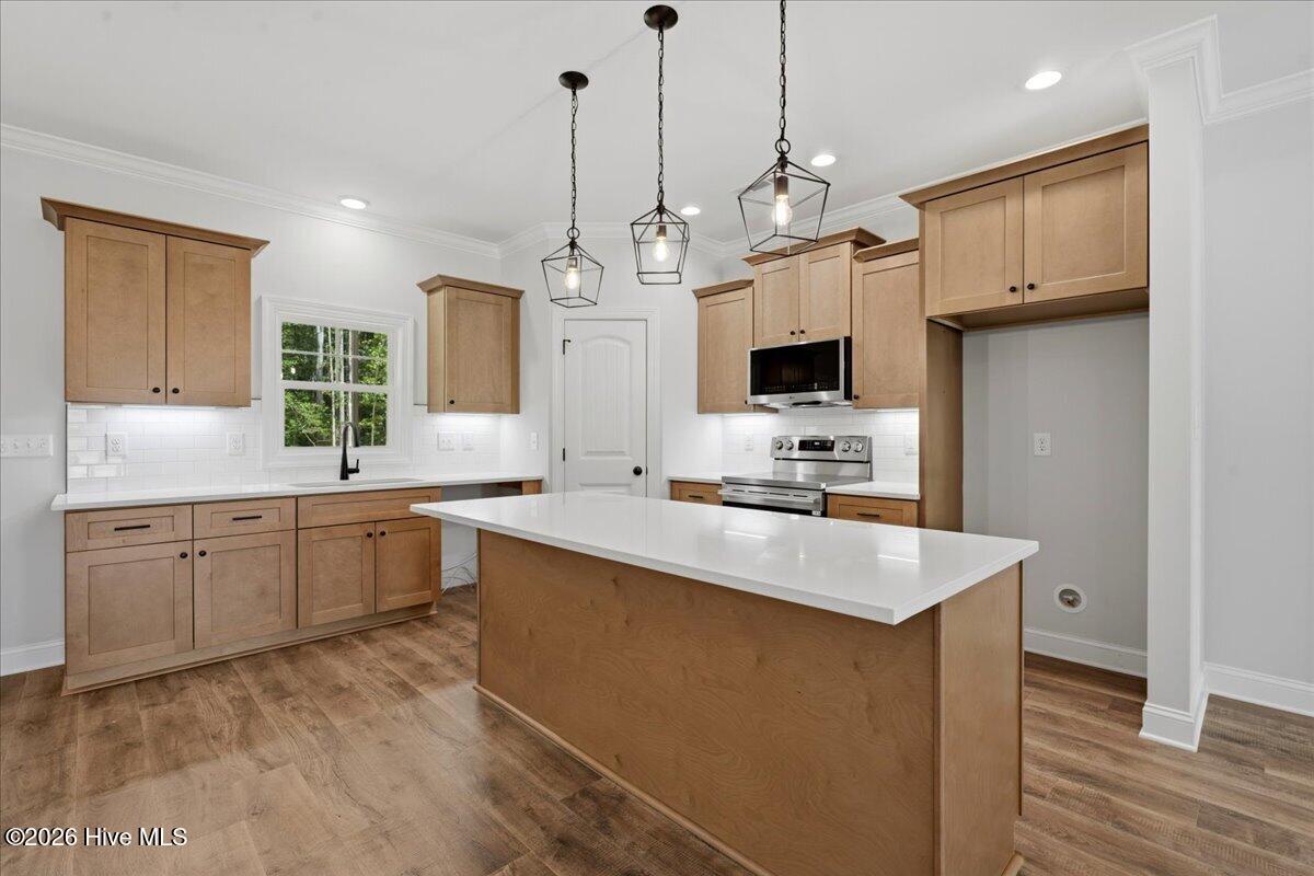 1843 S Big Woods Road Property Photo 11