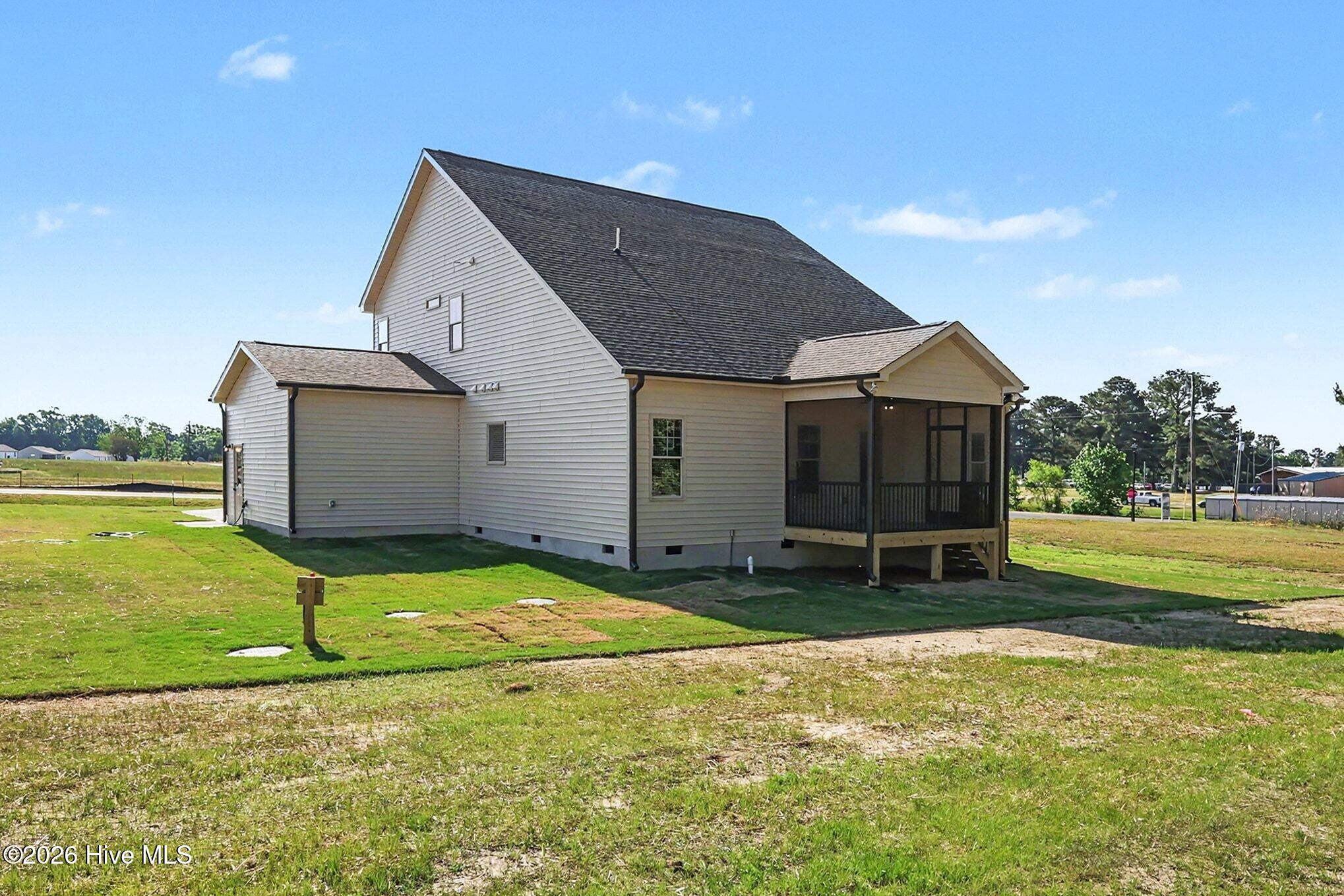 53 Howell Farm Drive Property Photo 28