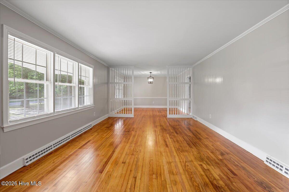 1907 Sedgefield Drive Property Photo 6