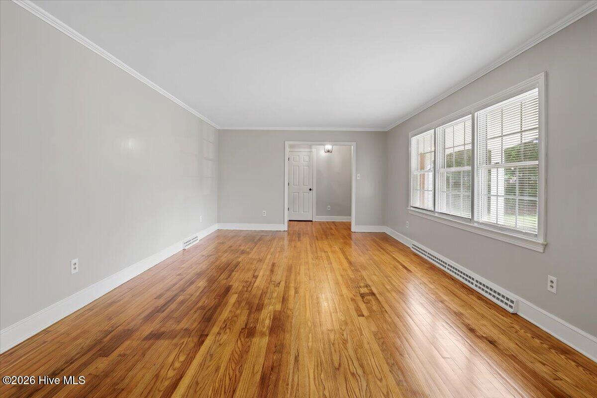 1907 Sedgefield Drive Property Photo 8