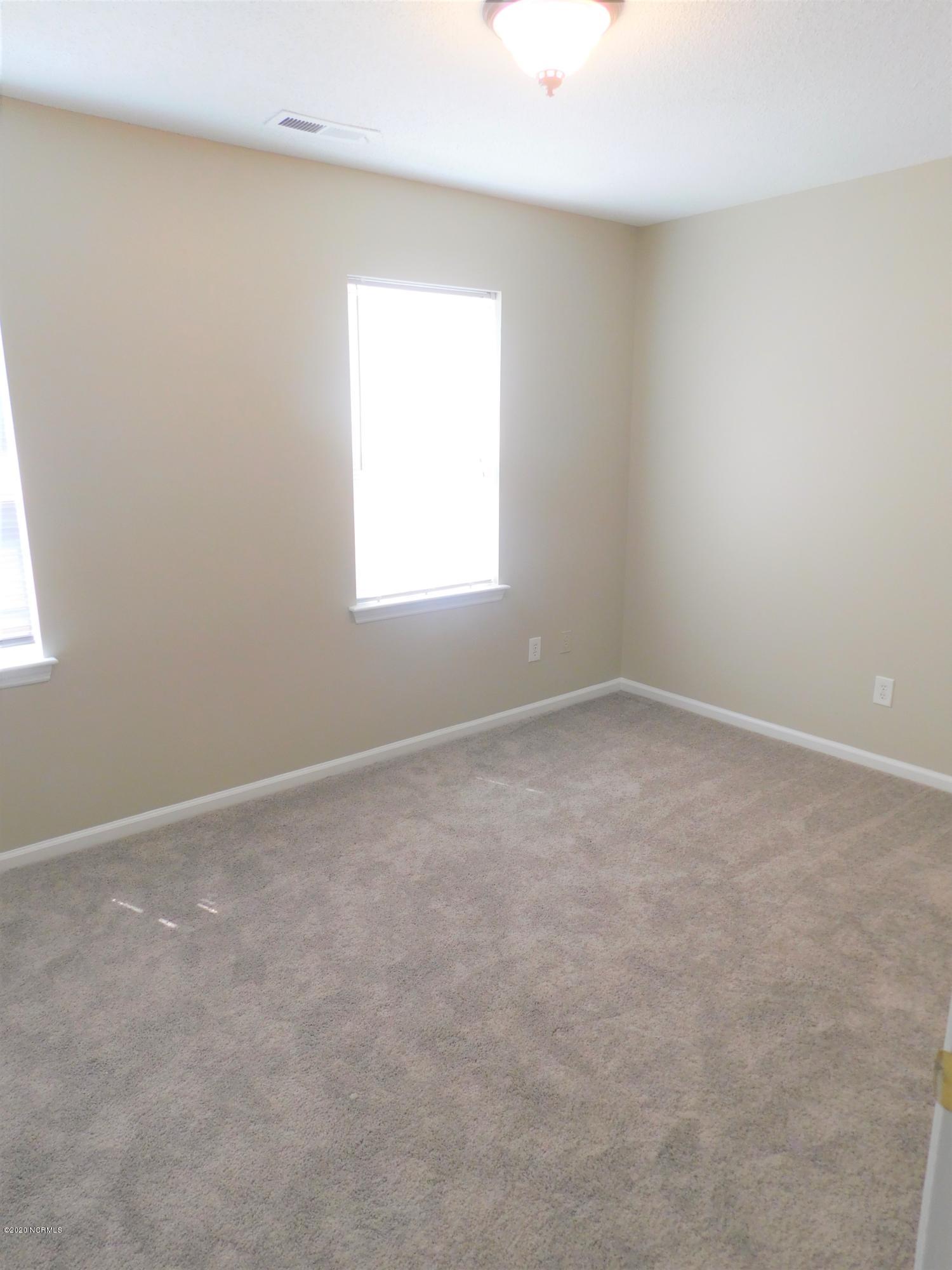 203 Spring Meadow Circle Property Photo 7