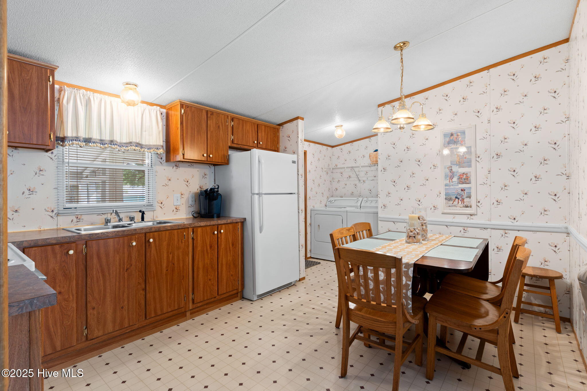 7203 Banner Street Sw Property Photo 11