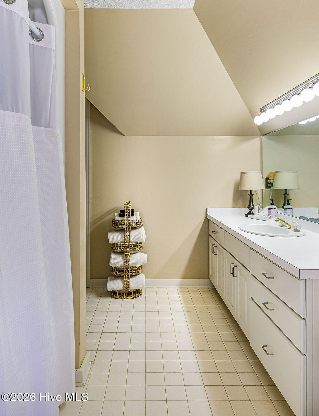 450 Addor Road Property Photo 17