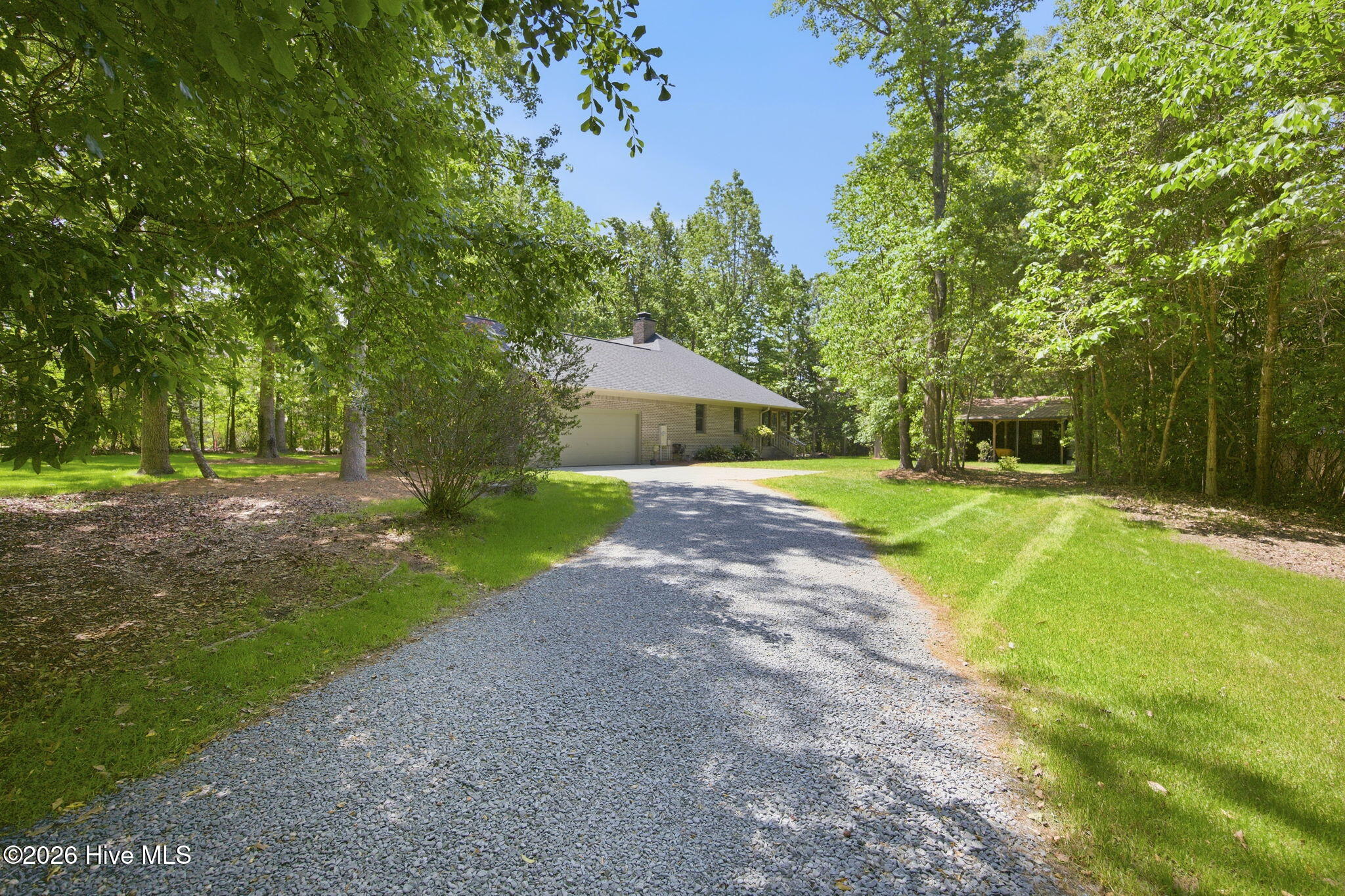 512 North Line Drive Property Photo 3