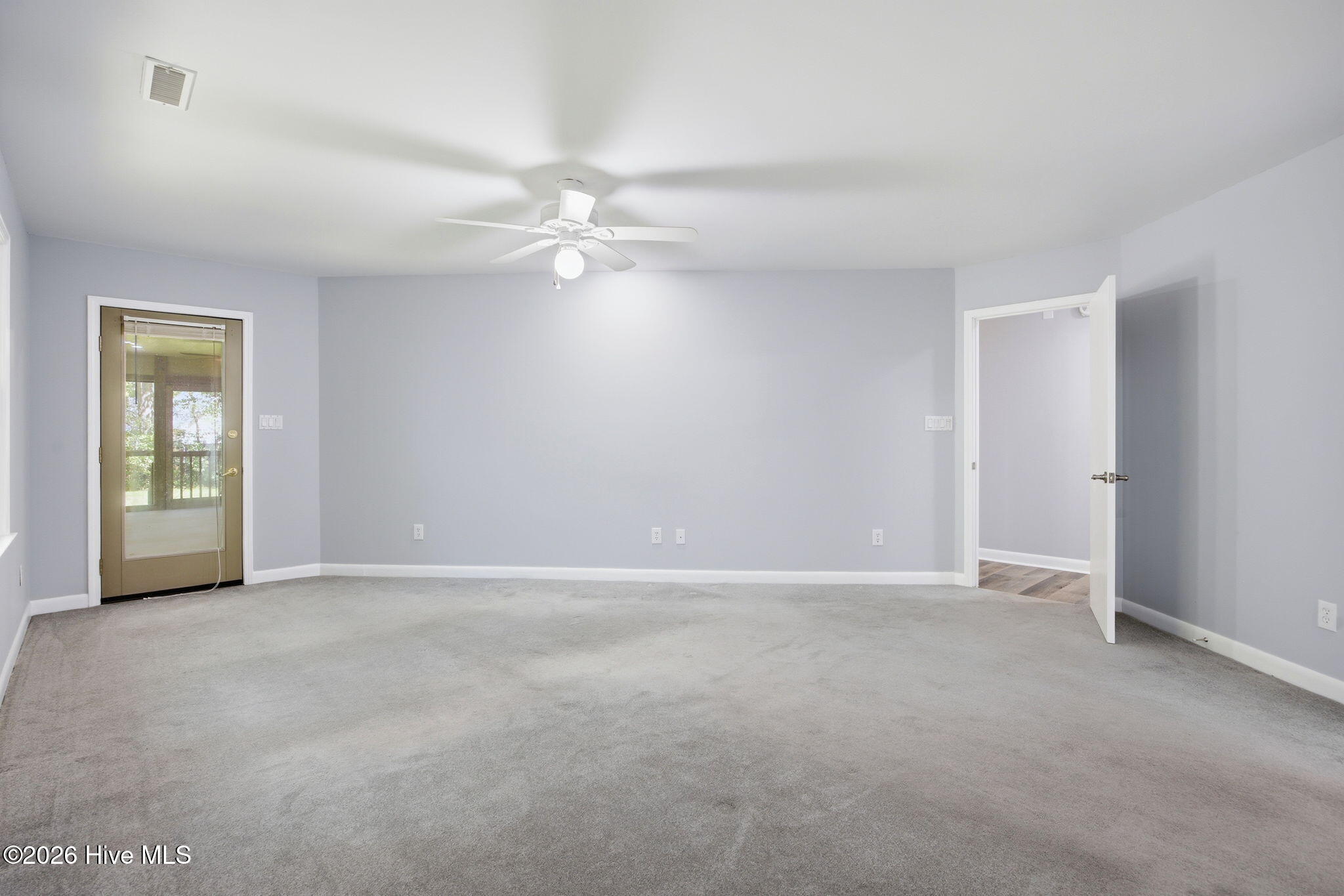 512 North Line Drive Property Photo 28
