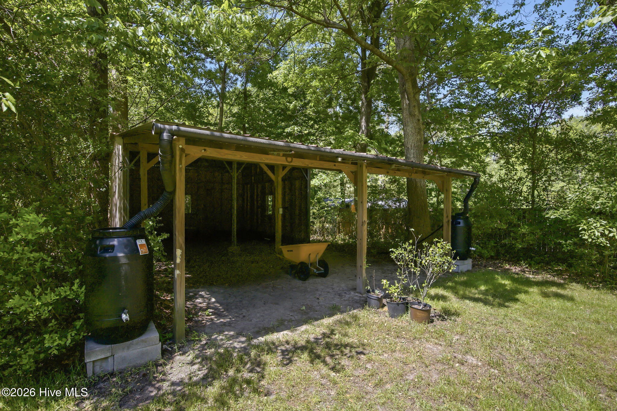 512 North Line Drive Property Photo 45