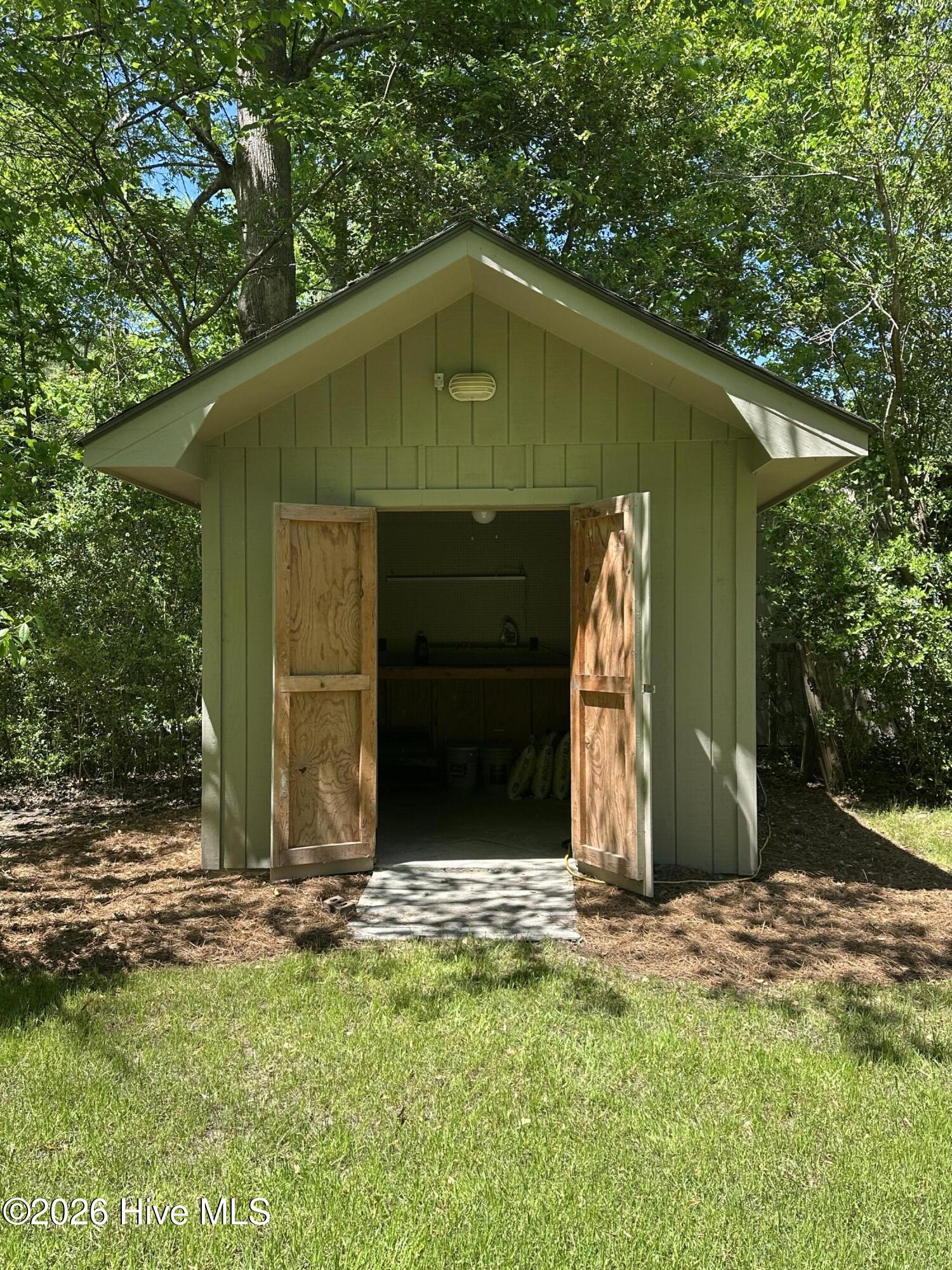 512 North Line Drive Property Photo 48