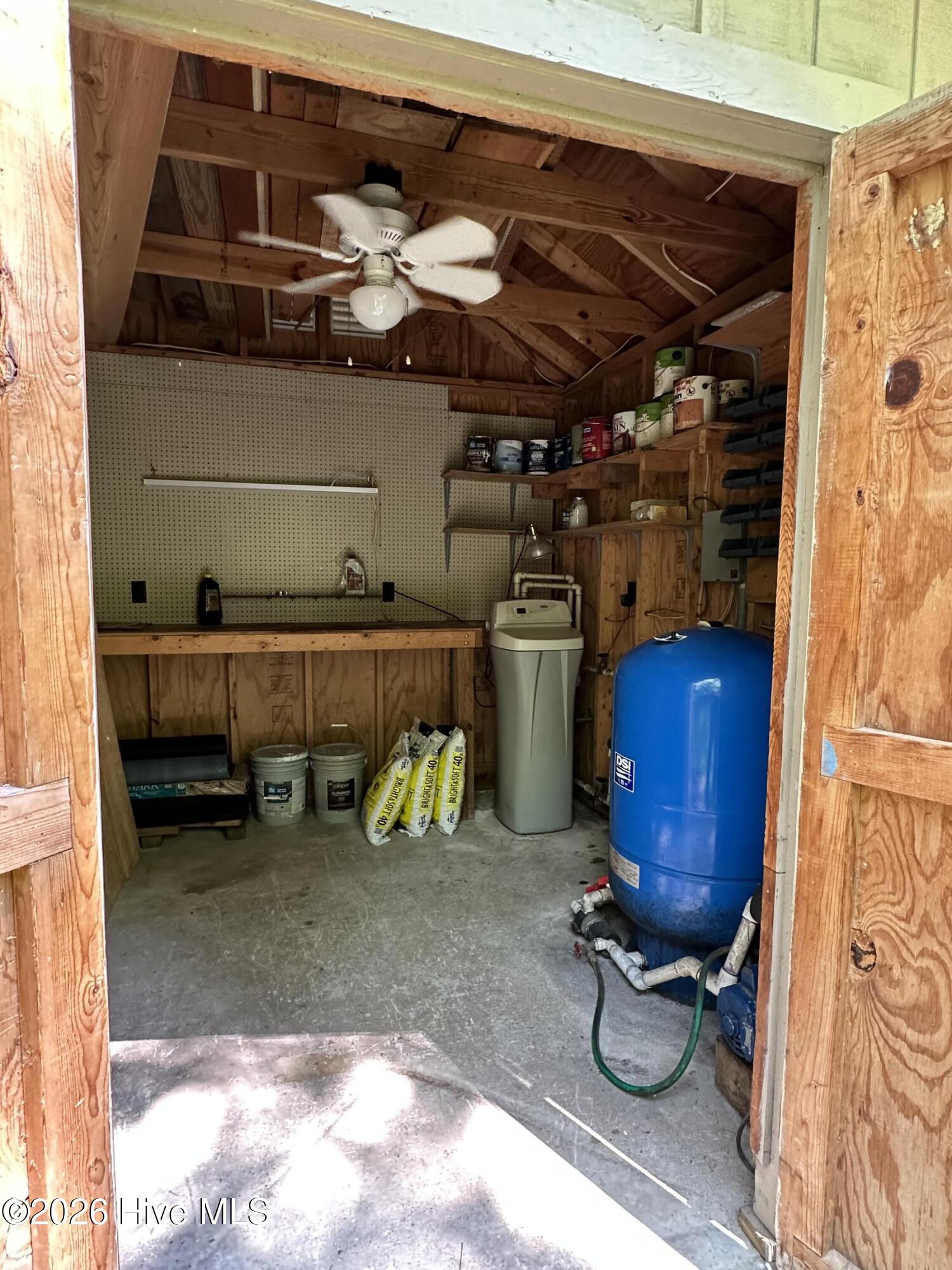 512 North Line Drive Property Photo 49