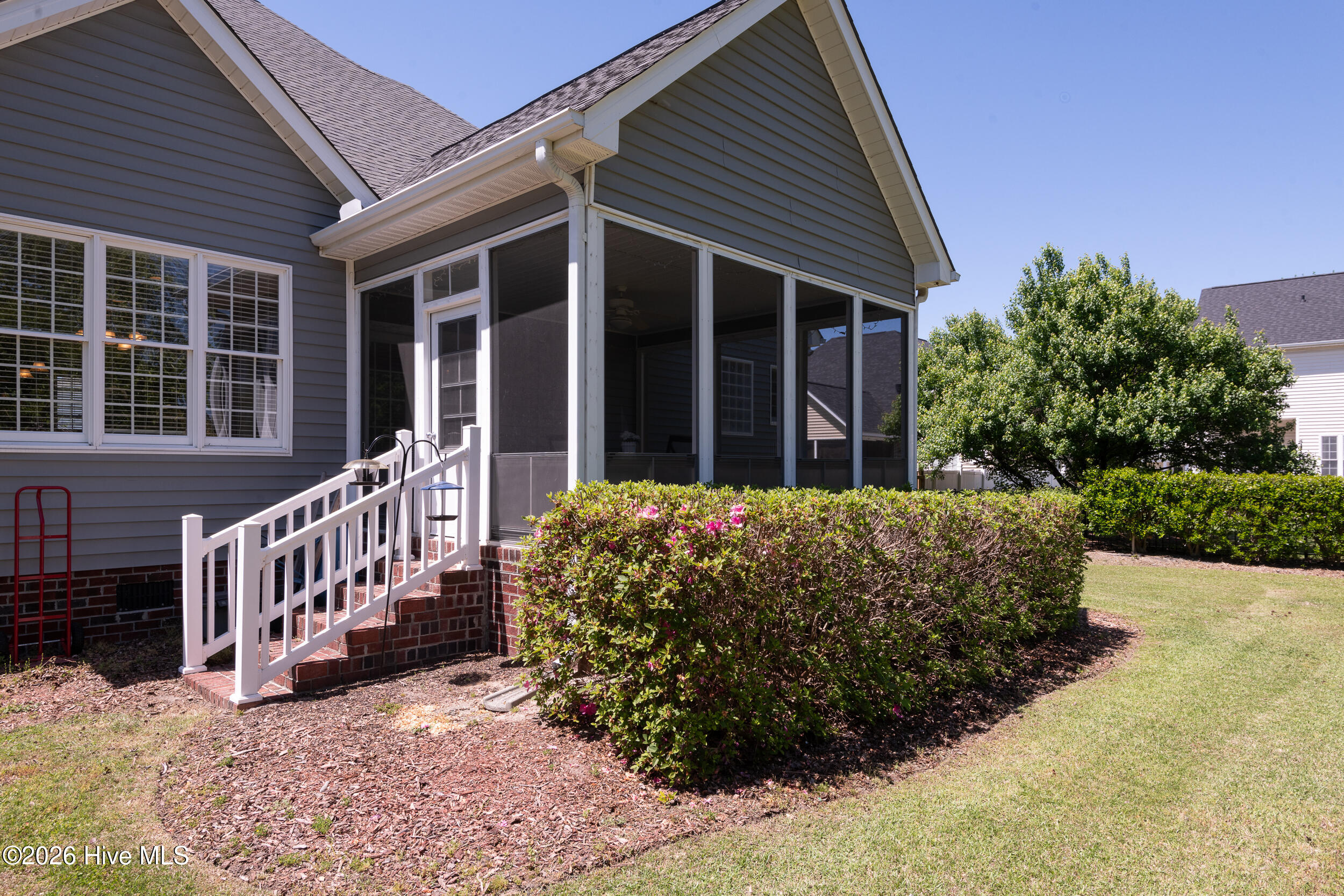 2215 Black Horse Lane Property Photo 12