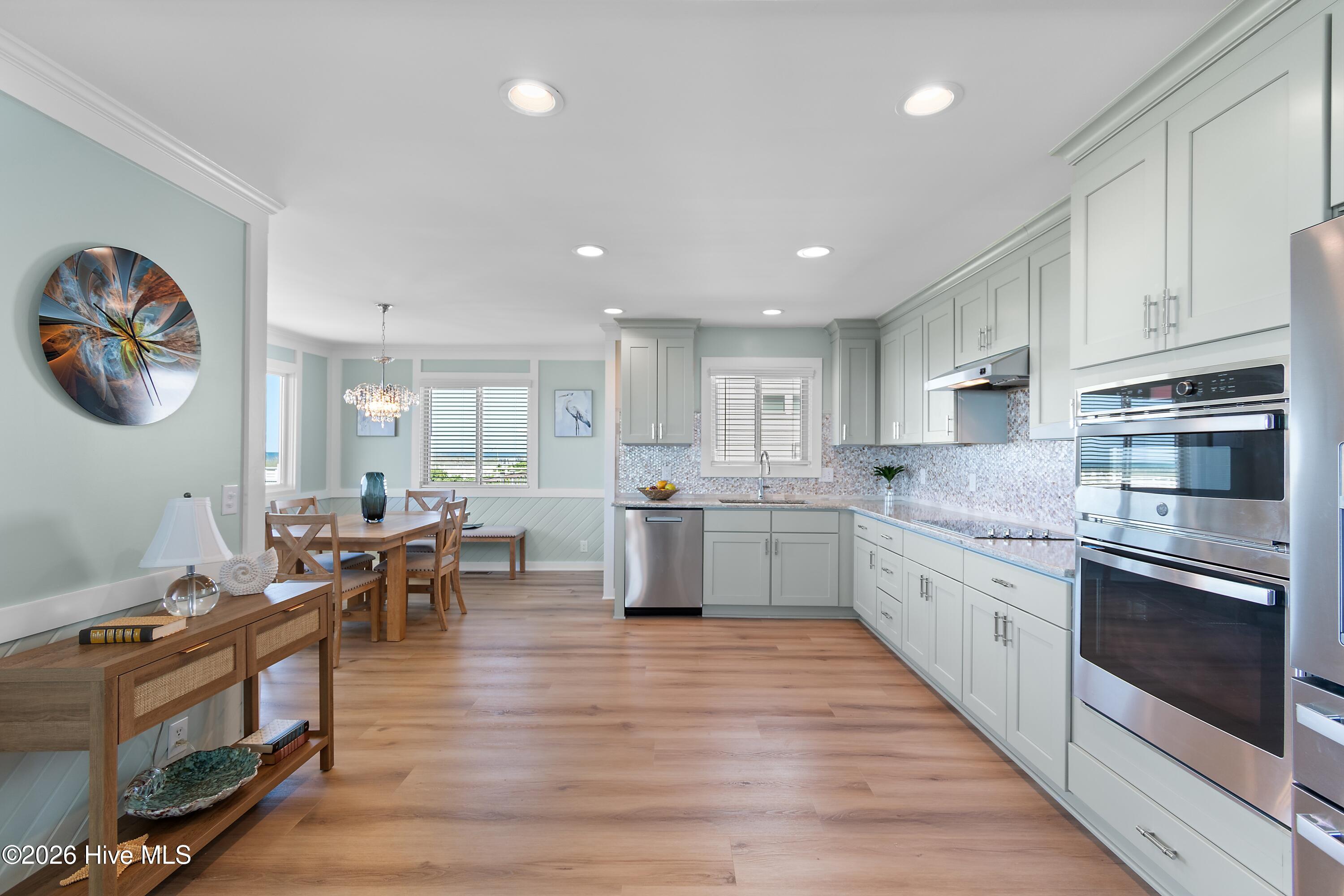 645 Caswell Beach Road Property Photo 10
